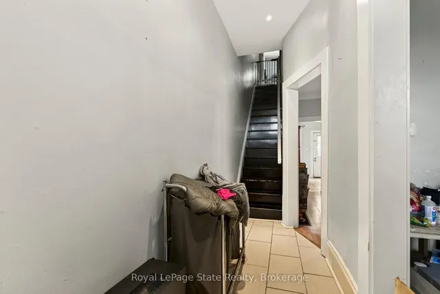 103 Stuart St, Hamilton 4