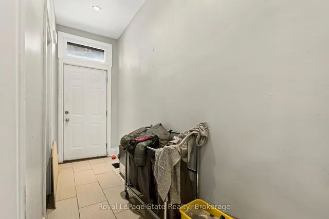 103 Stuart St, Hamilton 5