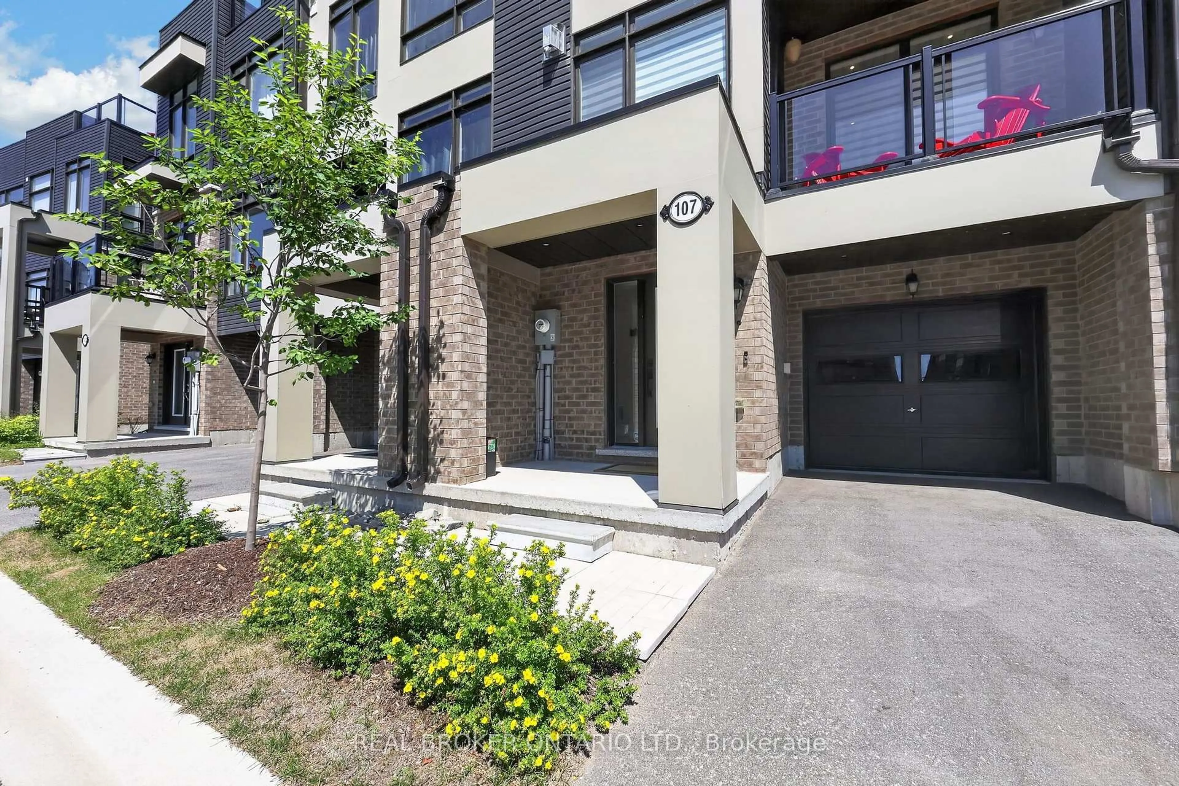Unknown for 107 Marina Village Dr, Georgian Bay Ontario L0K 1S0