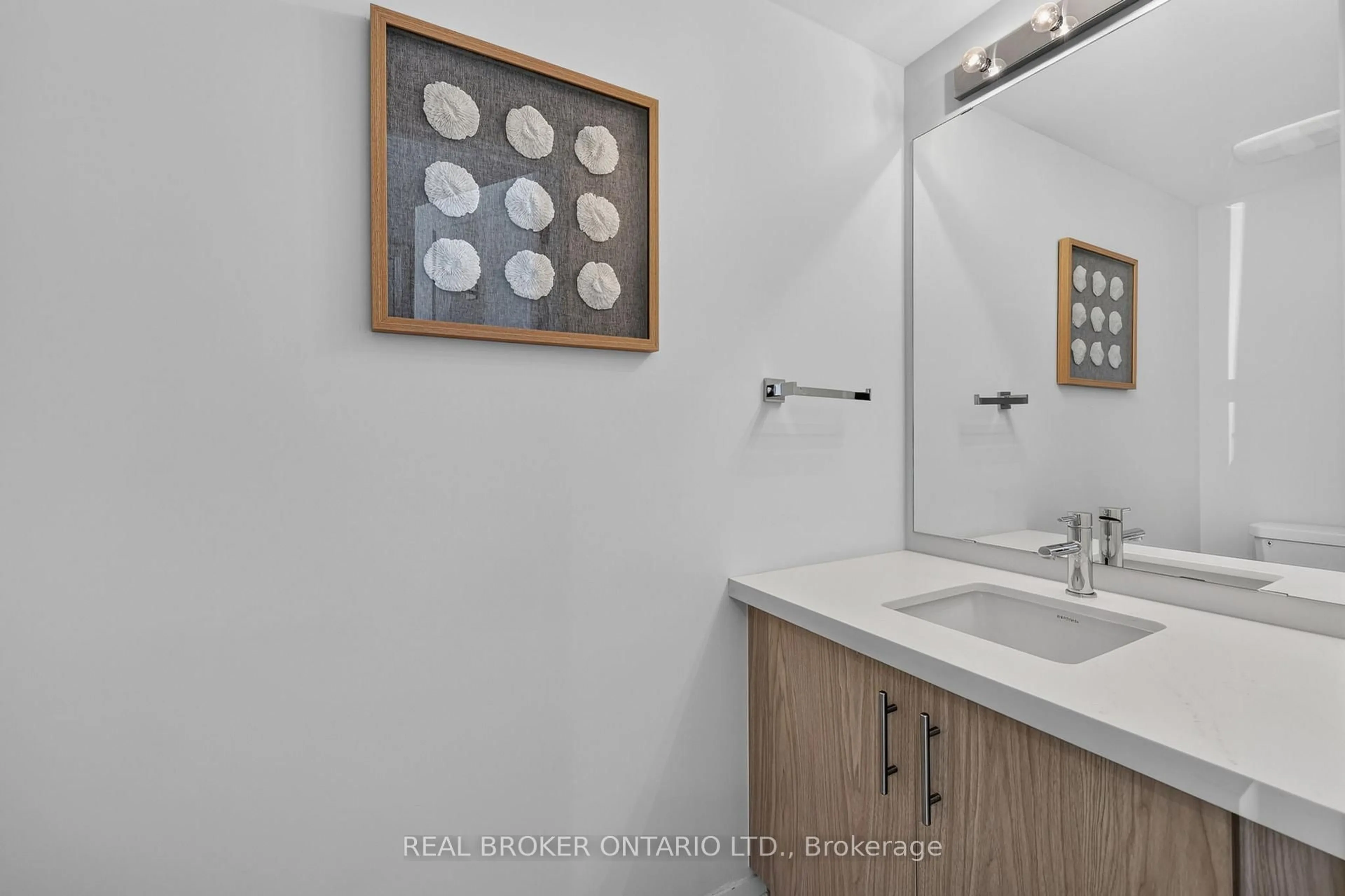 Standard bathroom, ceramic/tile floor for 107 Marina Village Dr, Georgian Bay Ontario L0K 1S0