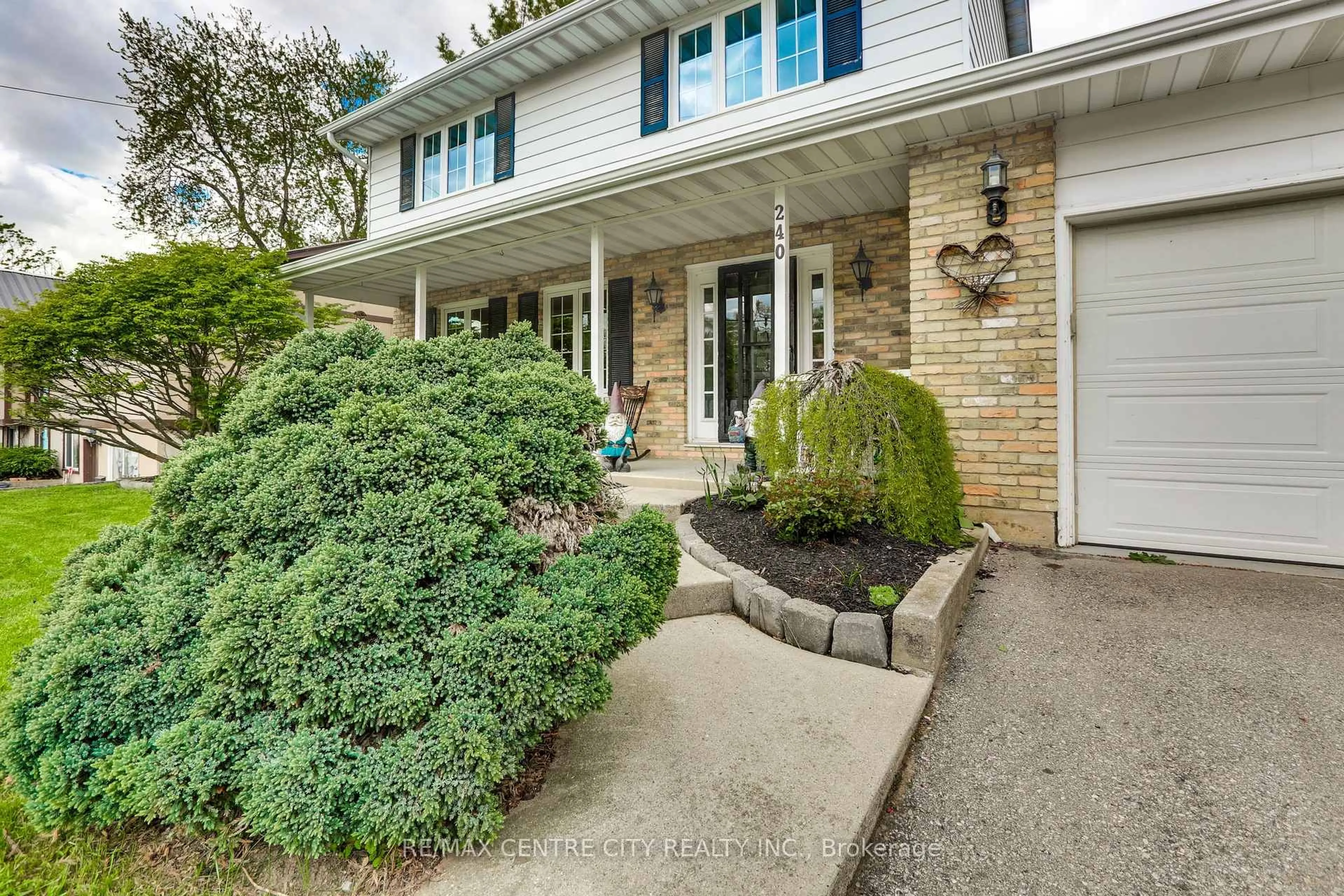 Unknown for 240 Church St, Central Elgin Ontario N0L 1B0
