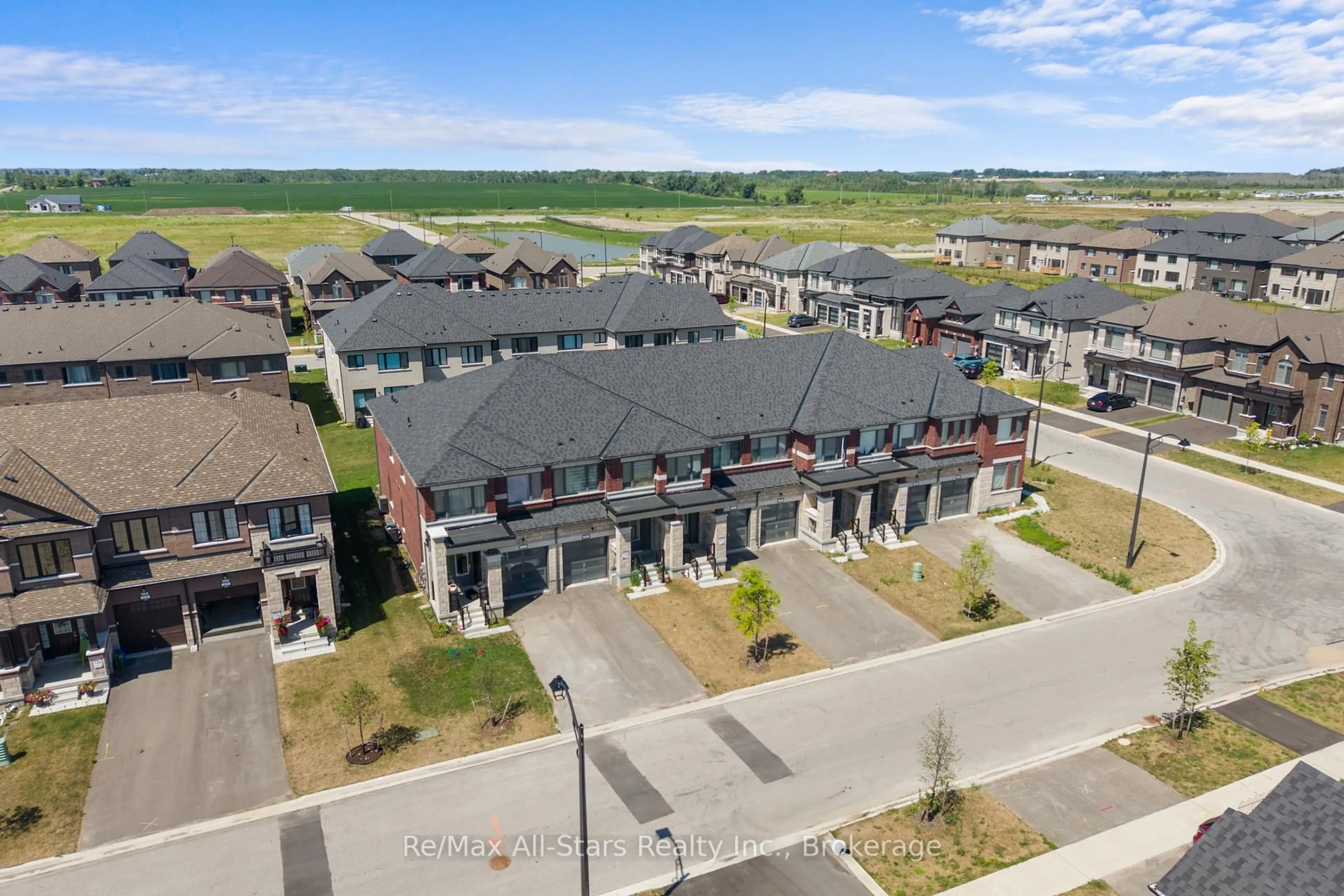 A pic from outside/outdoor area/front of a property/back of a property/a pic from drone, unknown for 7 Keenan St, Kawartha Lakes Ontario K9V 6C2