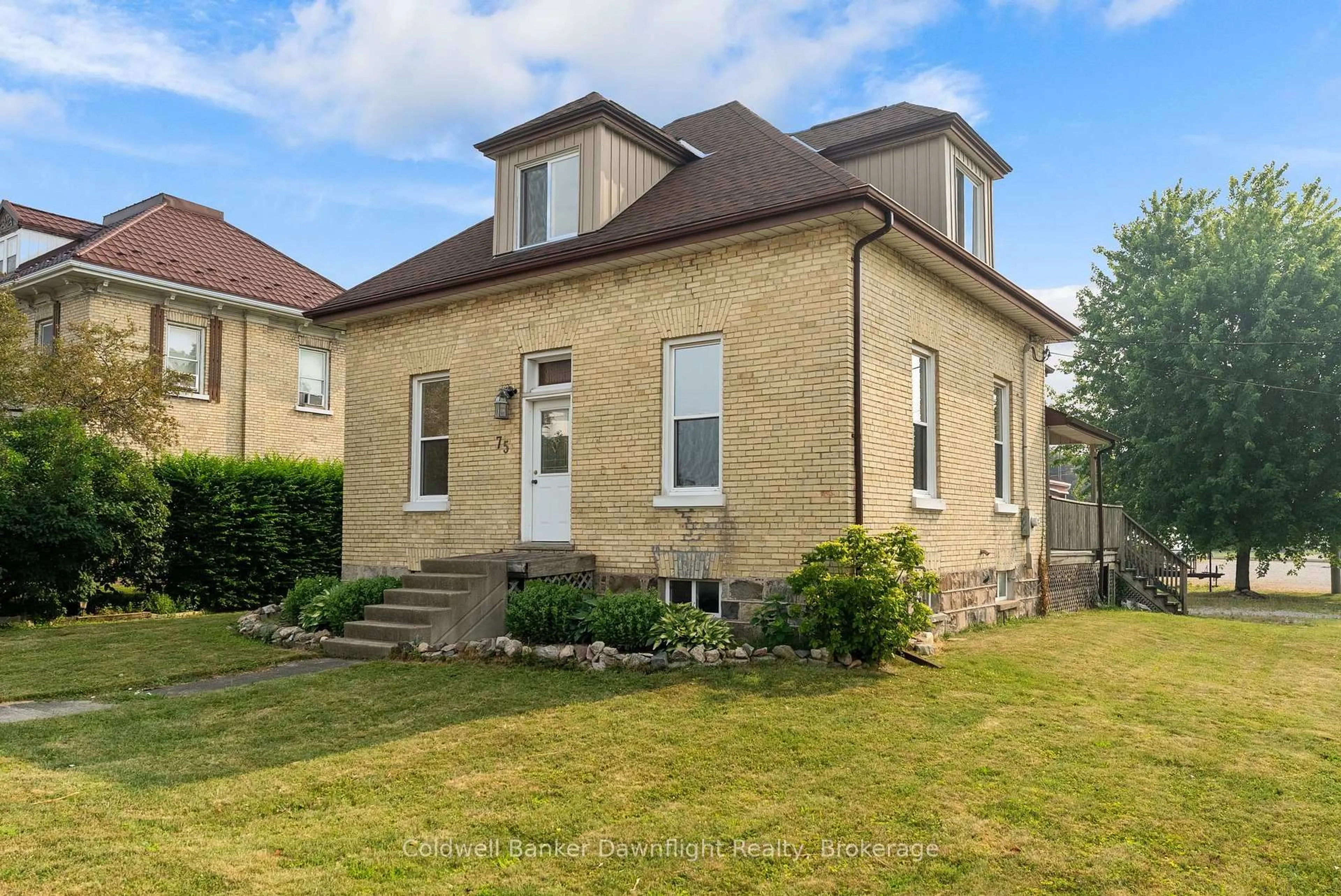 Home with brick exterior material, street for 75 London Rd, Bluewater Ontario N0M 1X0