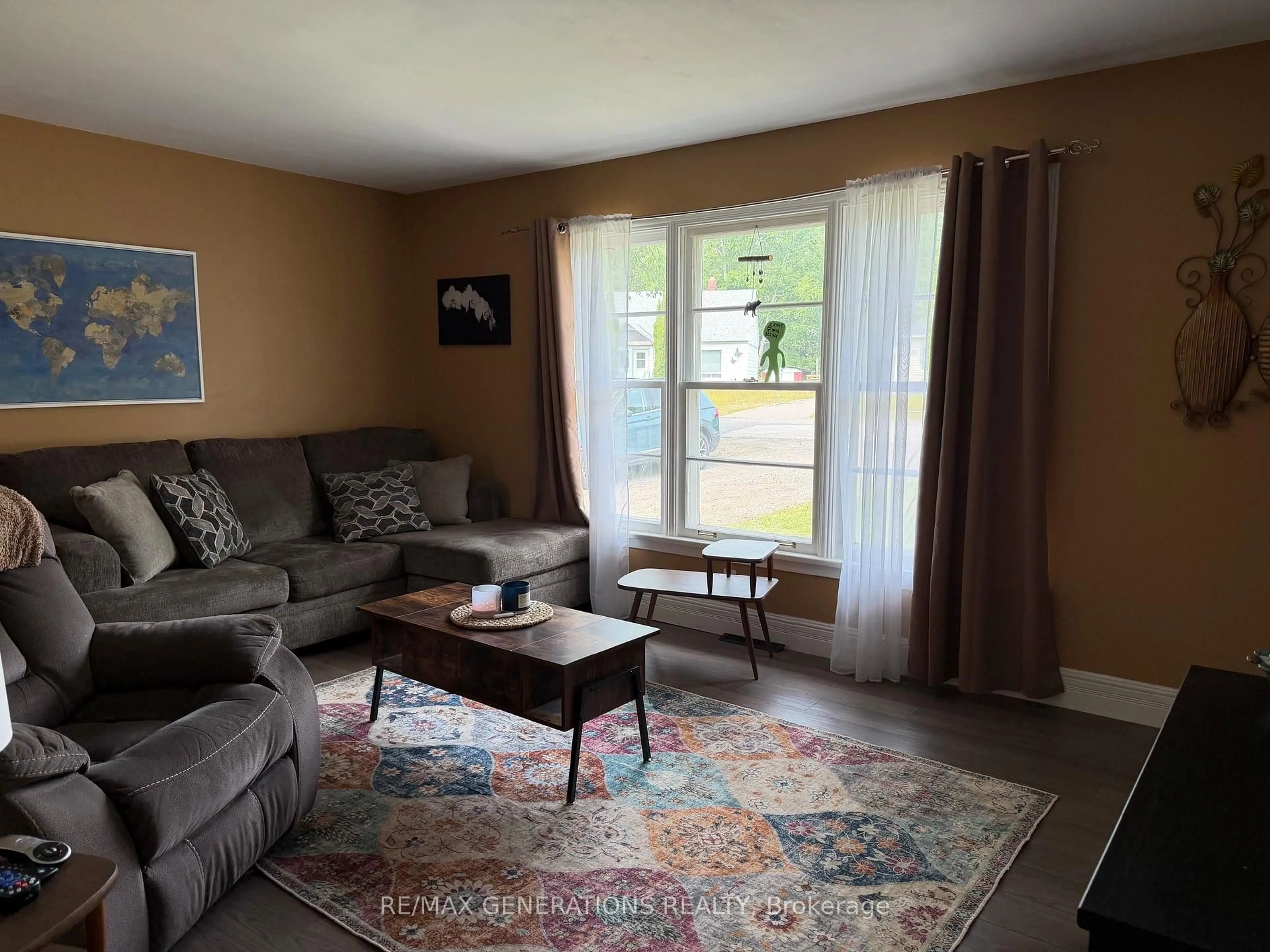 Living room with furniture, unknown for 15 PRINCESS Ave, Terrace Bay Ontario P0T 2W0