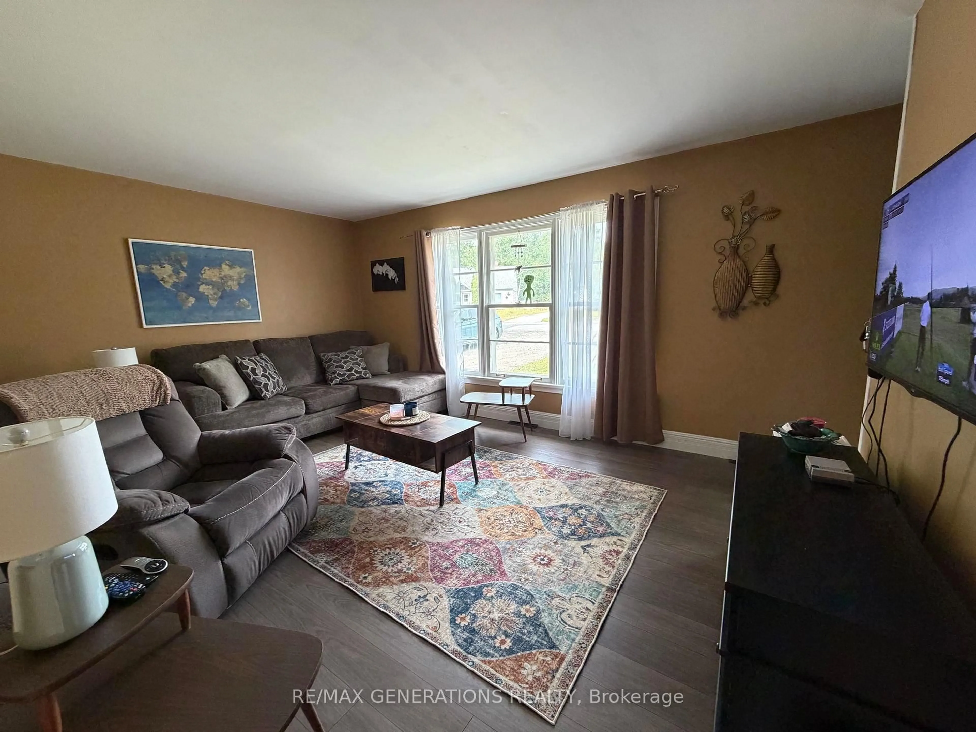 Living room with furniture, unknown for 15 PRINCESS Ave, Terrace Bay Ontario P0T 2W0