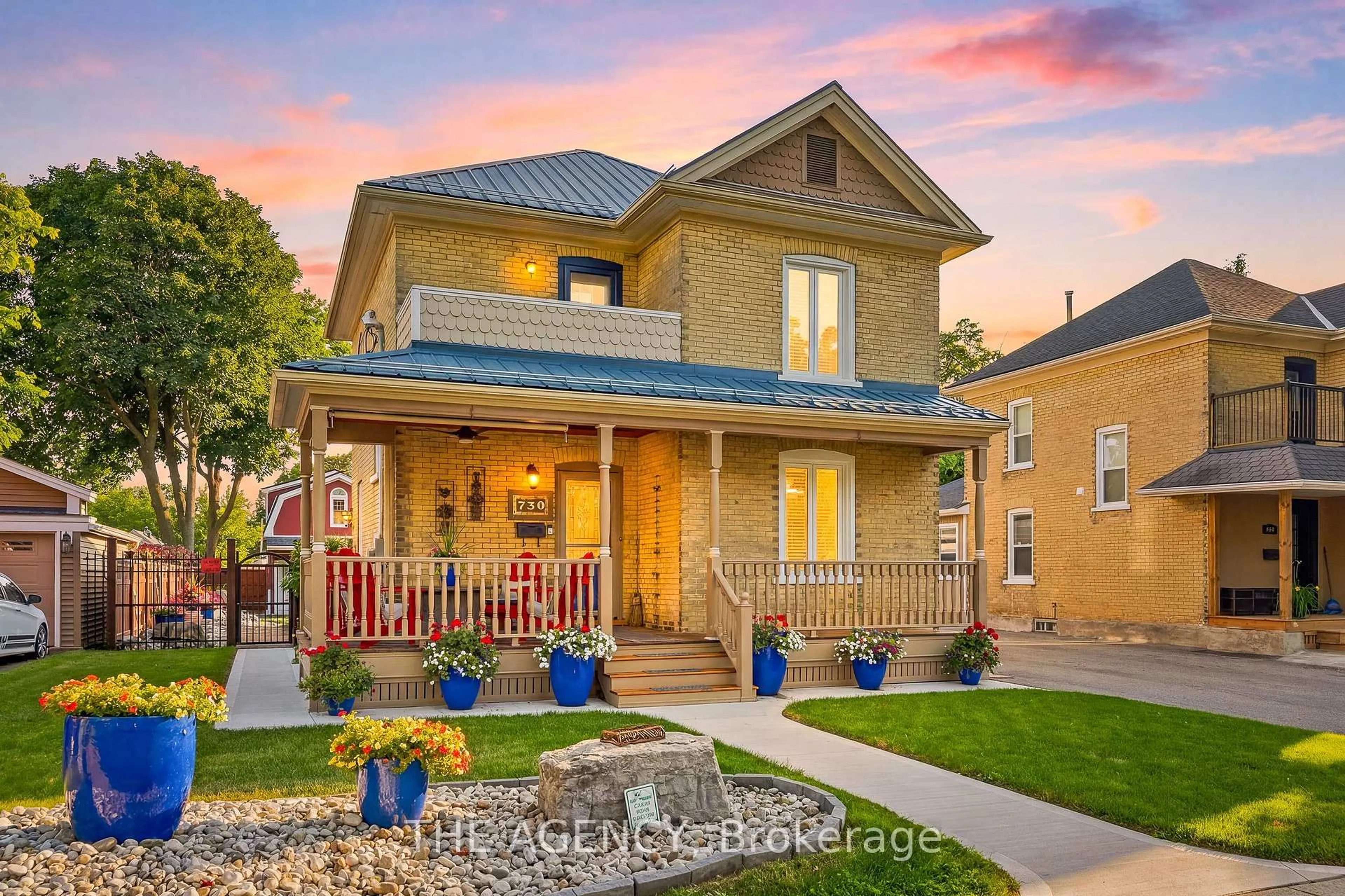 Home with brick exterior material, street for 750 Vine St, Cambridge Ontario N3H 2Z3