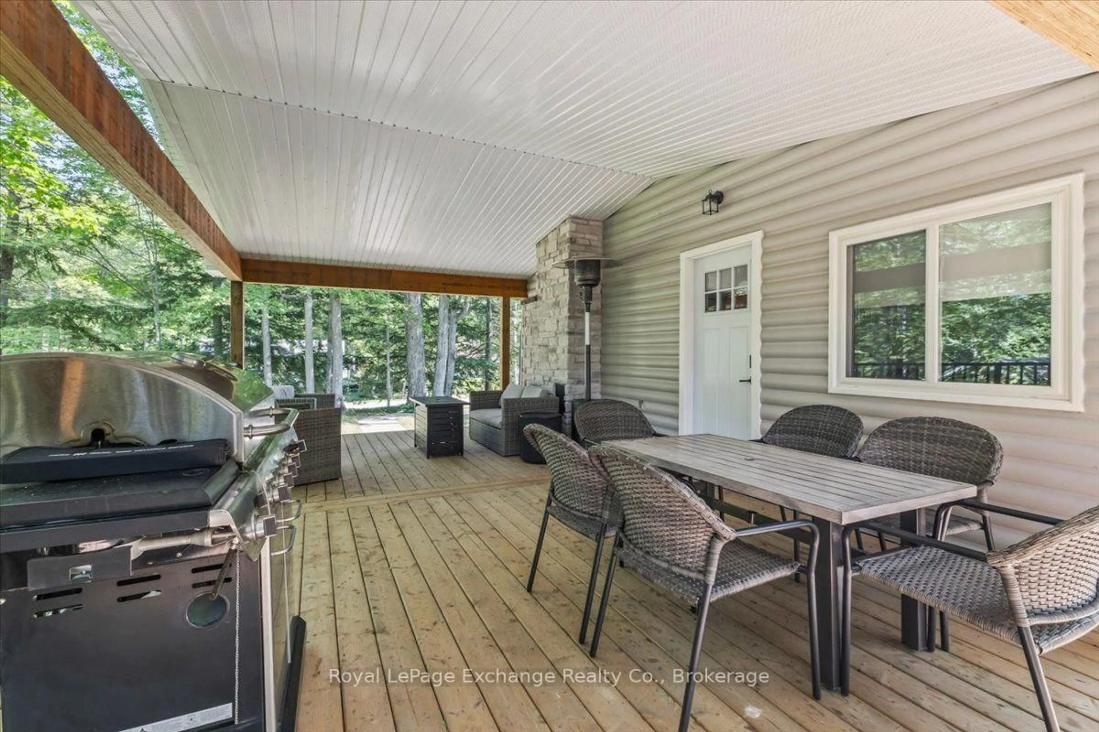 Patio, water/lake/river/ocean view for 819 Wilson Ave, Huron-Kinloss Ontario N2Z 2X3