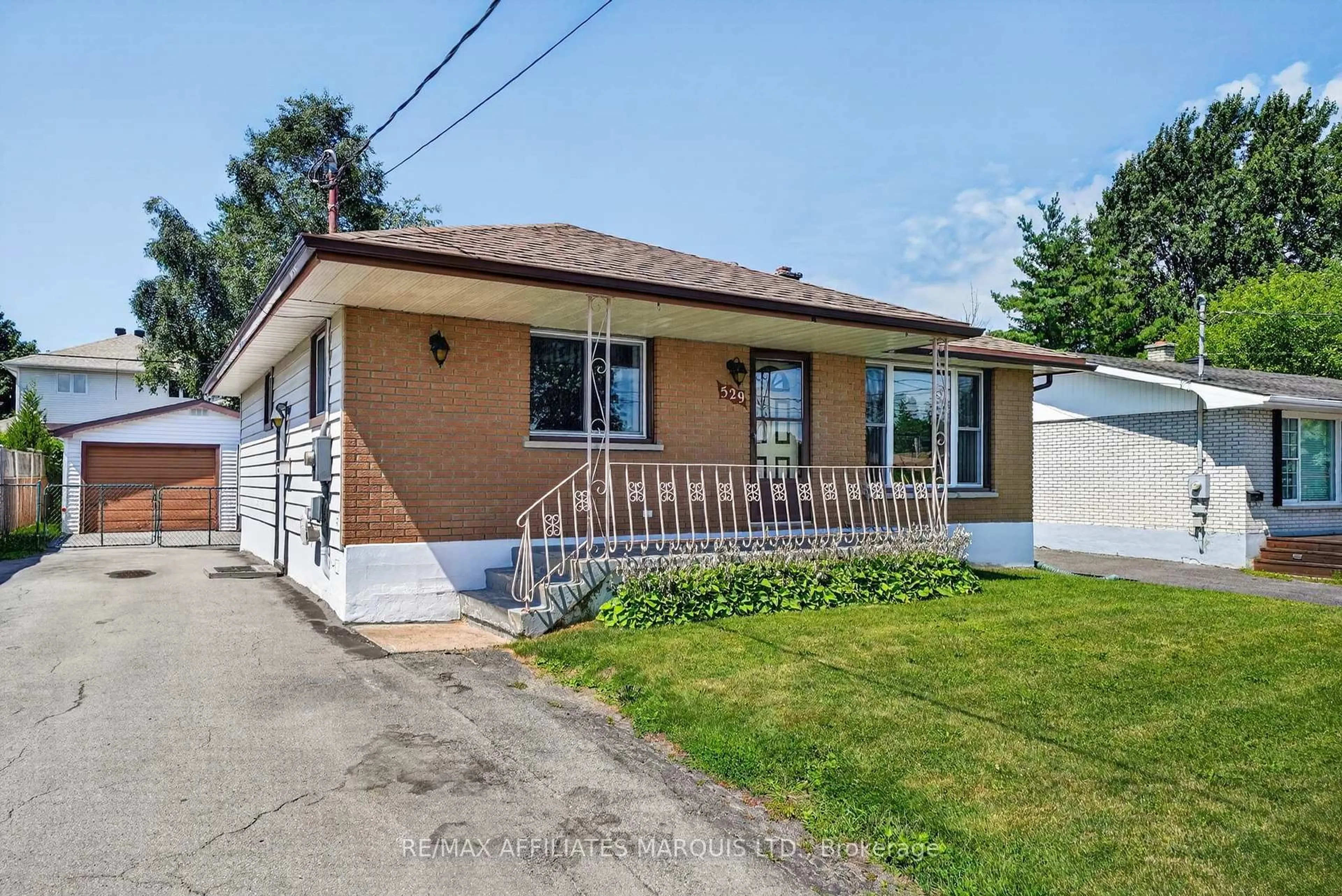 Unknown for 529 Anthony St, Cornwall Ontario K6H 5L1
