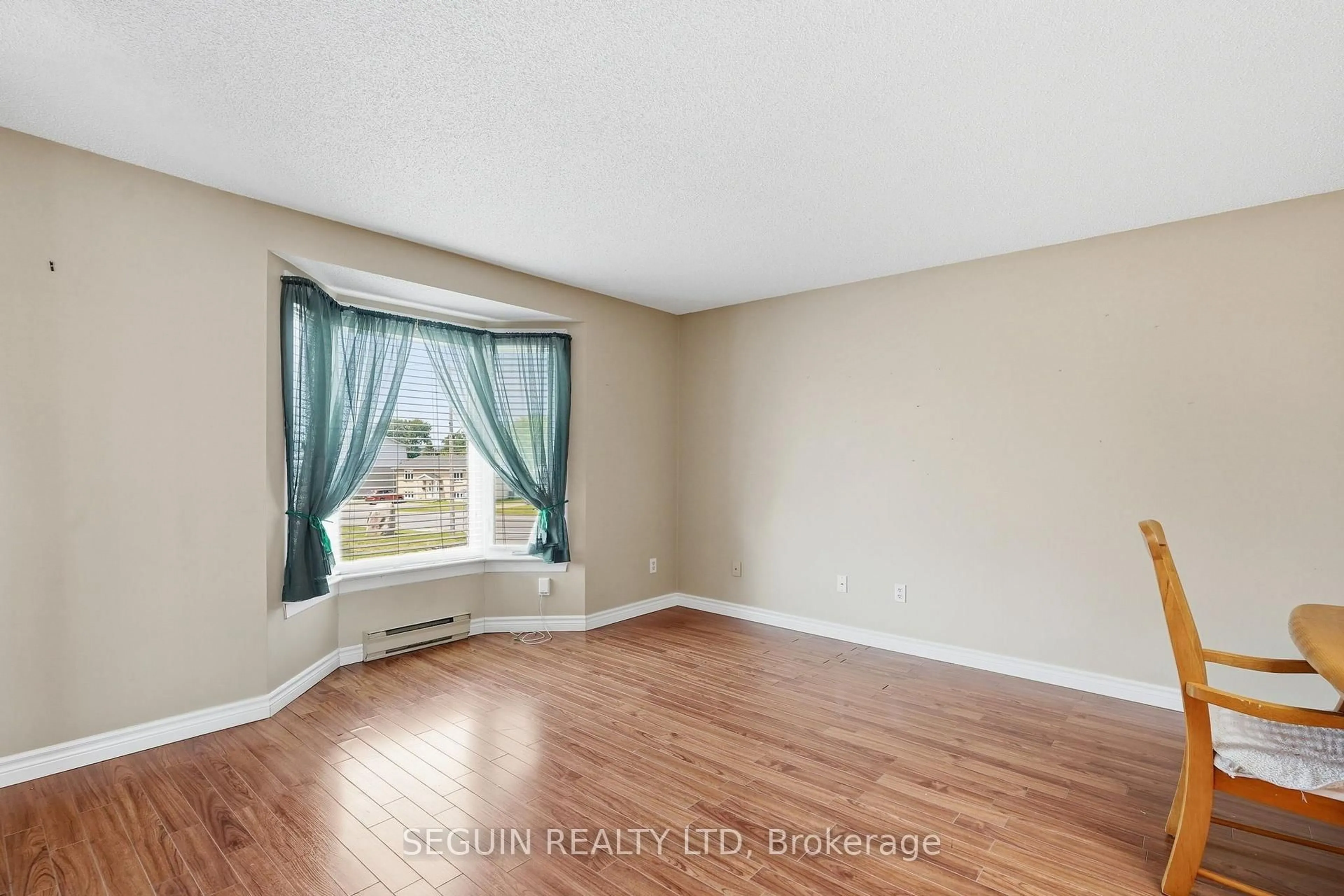 A pic of a room for 936 Lafleche Rd #2, Hawkesbury Ontario K6A 1N5