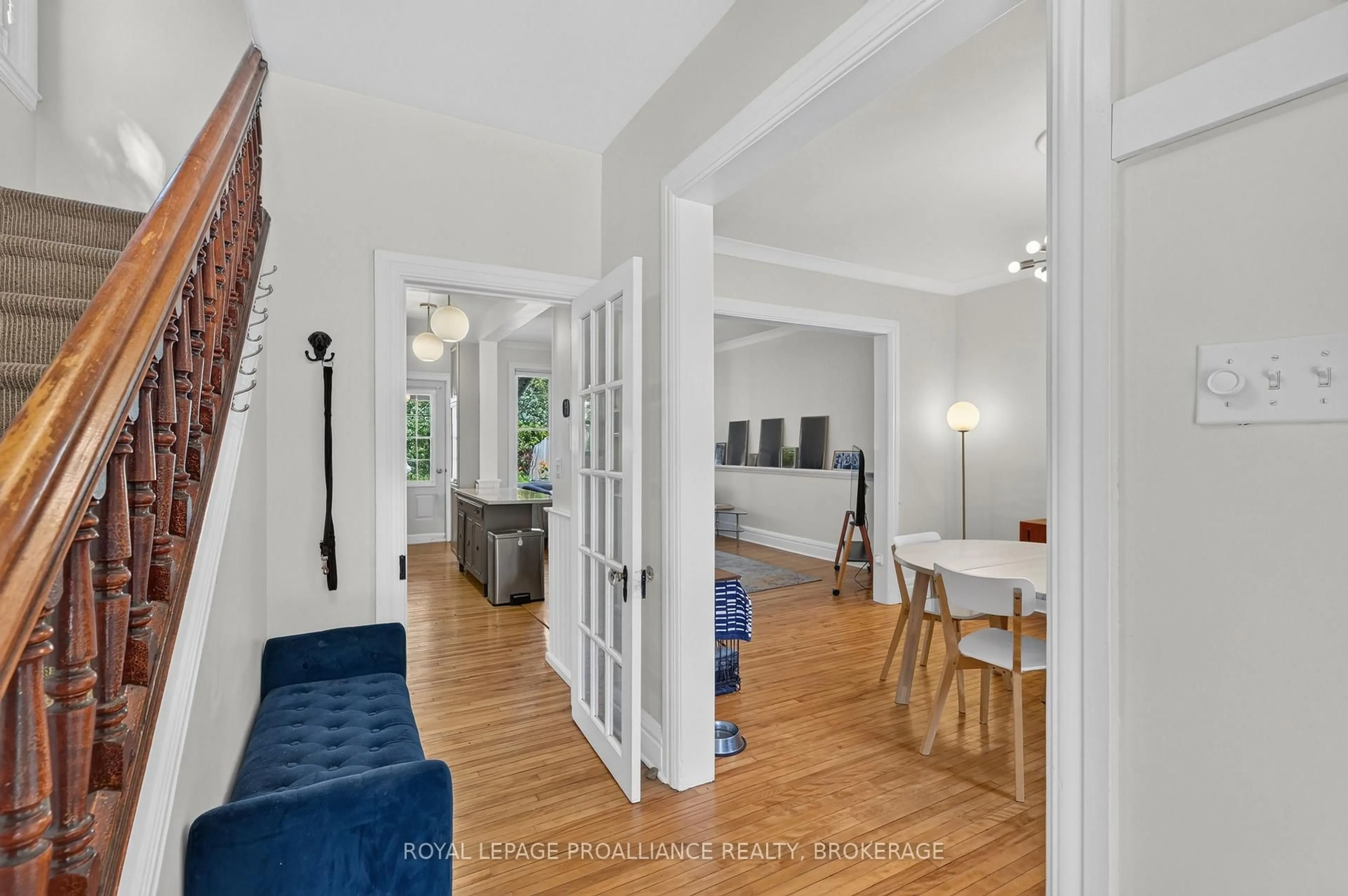 Indoor entryway for 36 Livingston Ave, Kingston Ontario K7L 4L2