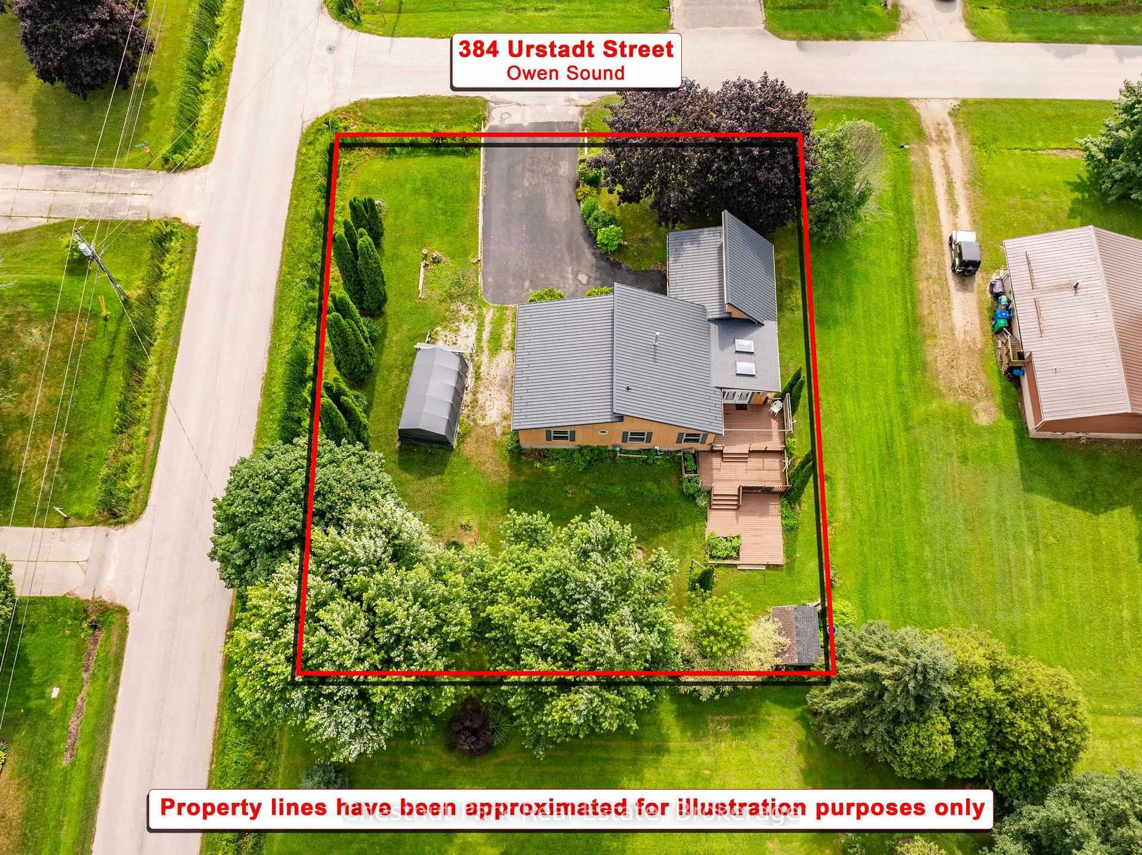 A pic from outside/outdoor area/front of a property/back of a property/a pic from drone, street for 384 Urstadt St, Georgian Bluffs Ontario N4K 6V5