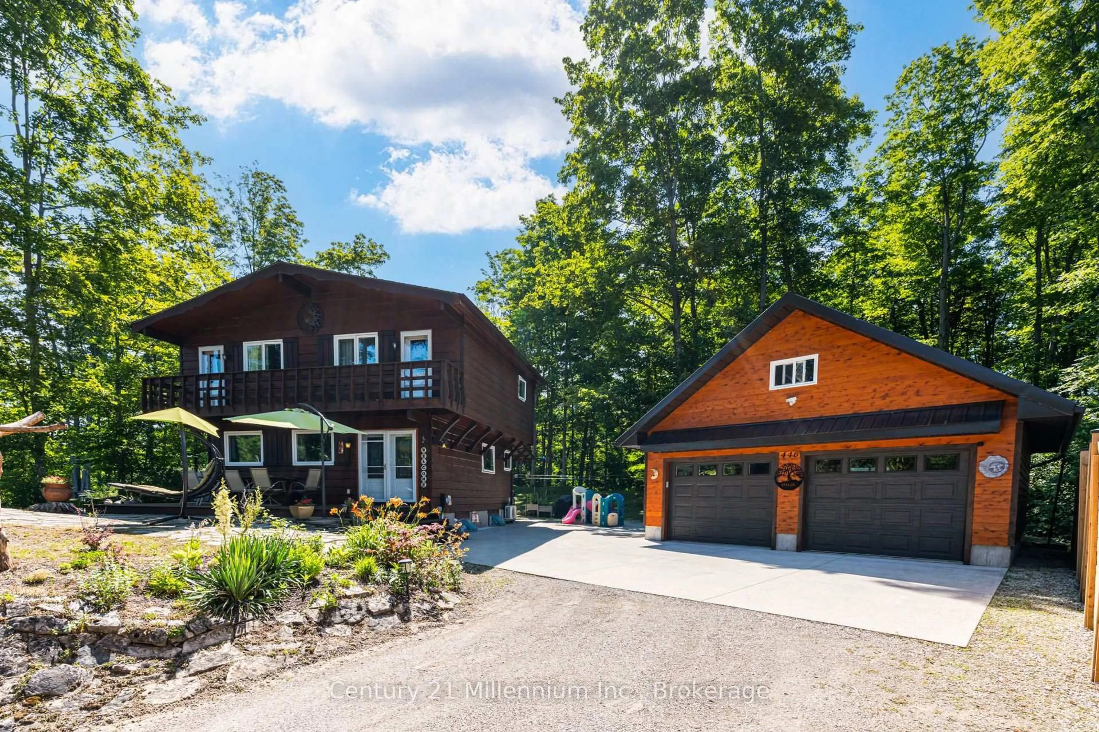 Home with brick exterior material, unknown for 446 Manley Cres, South Bruce Peninsula Ontario N0H 2G0