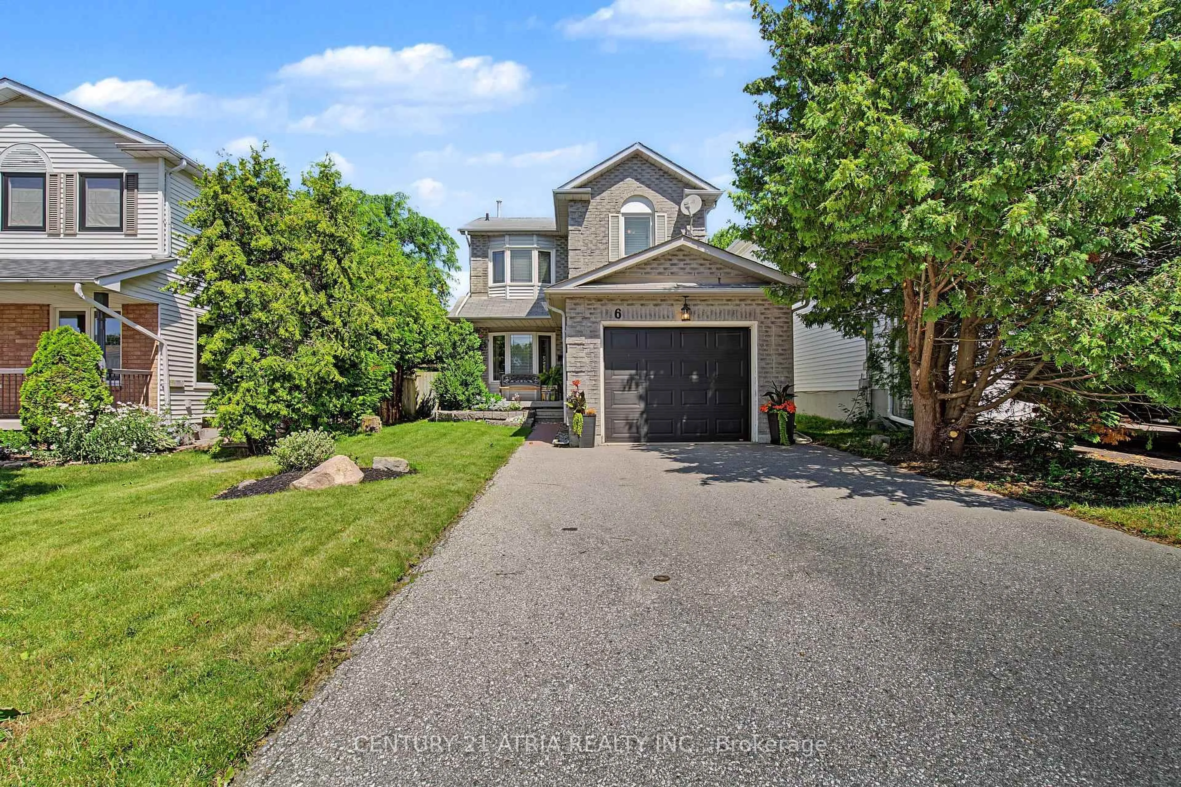 A pic from outside/outdoor area/front of a property/back of a property/a pic from drone, street for 6 Burnham Blvd, Port Hope Ontario L1A 4H4
