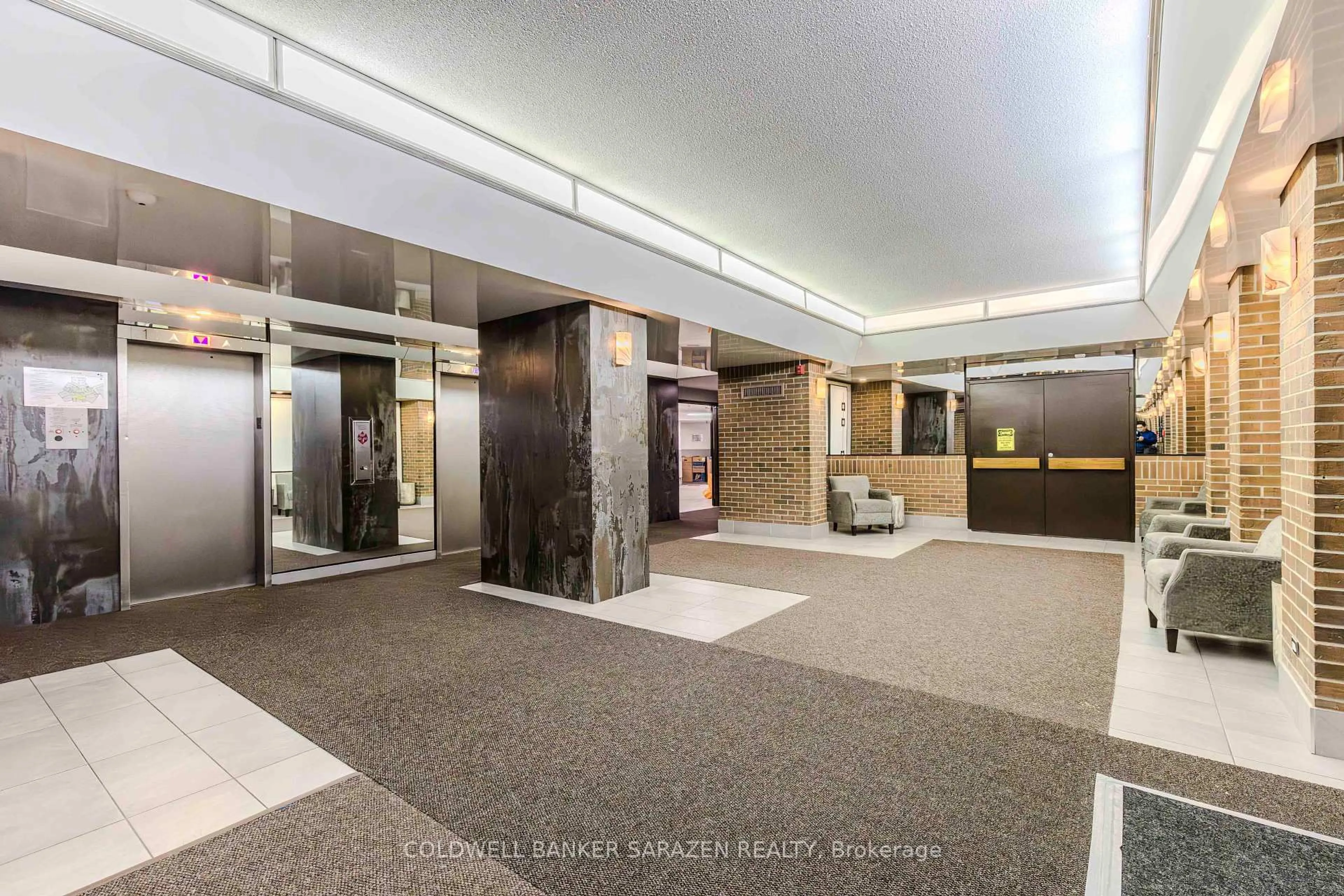Lobby for 1380 Prince Of Wales Dr #1401, Ottawa Ontario K2C 3N5