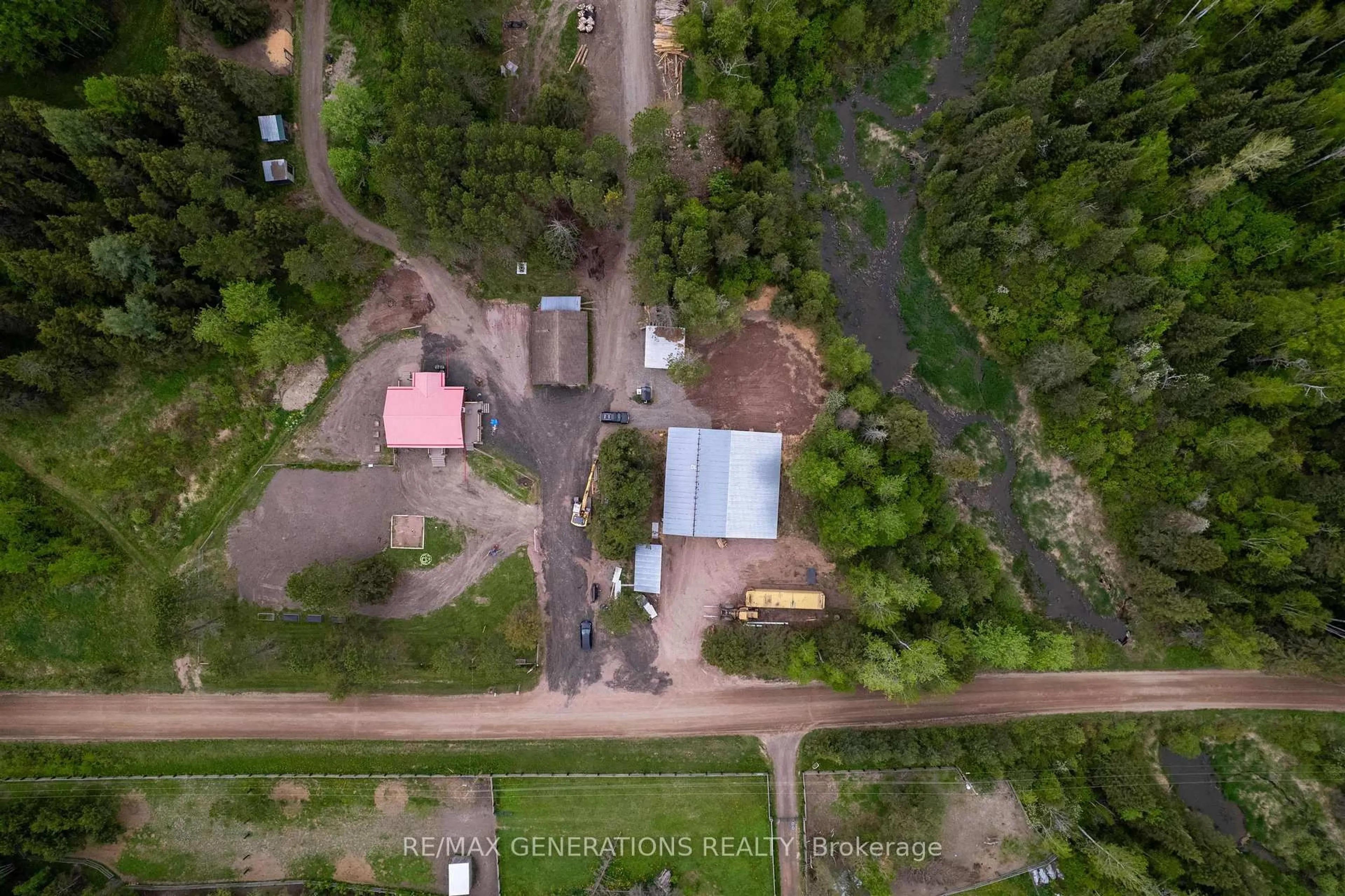 A pic from outside/outdoor area/front of a property/back of a property/a pic from drone, unknown for 610 ROAD NO. 5, Shuniah Ontario P0T 2M0