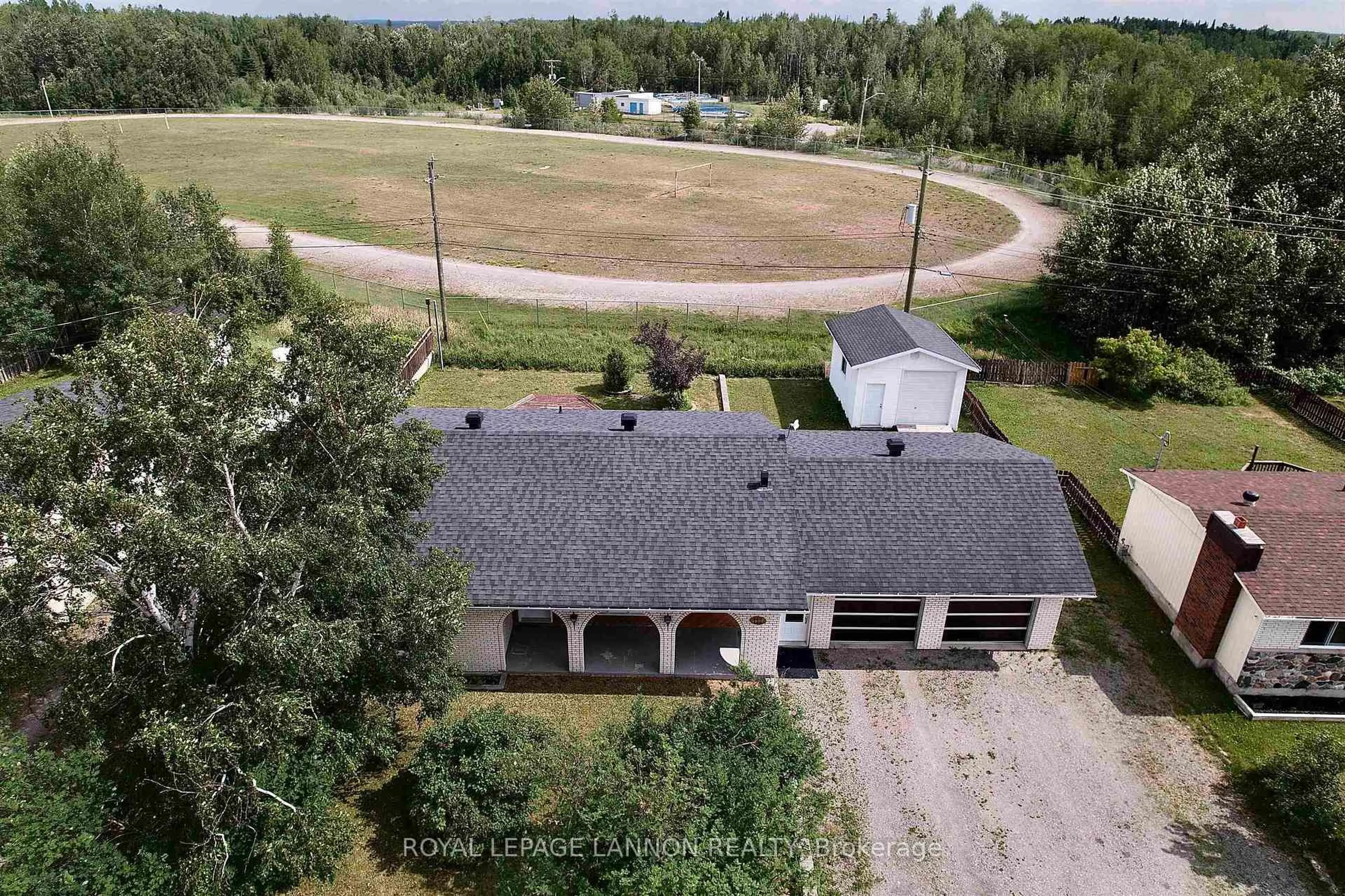A pic from outside/outdoor area/front of a property/back of a property/a pic from drone, unknown for 111 Woodcrest Dr, Greenstone Ontario P0T 1M0