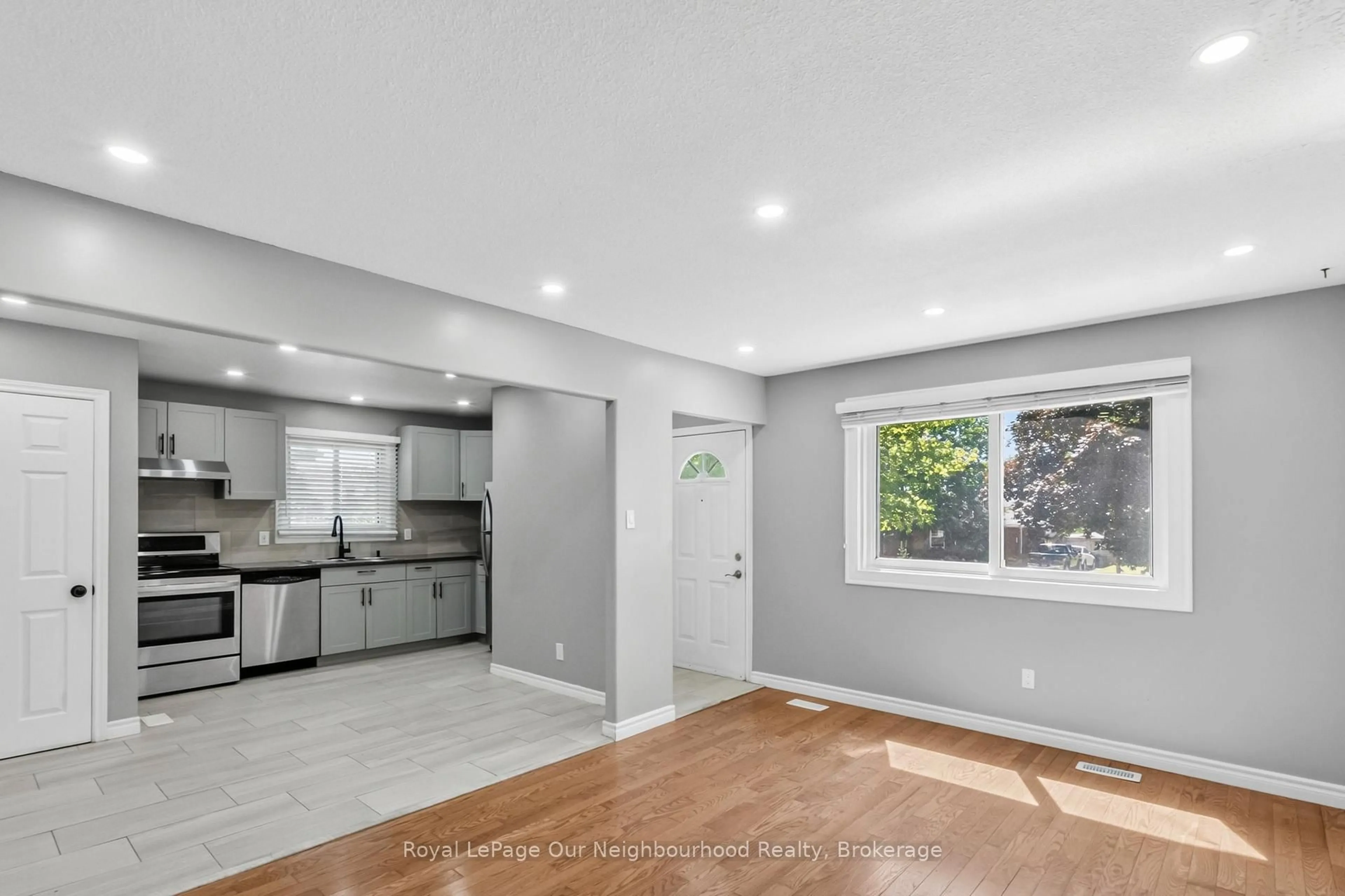 Open concept kitchen, unknown for 1612 Cherryhill Rd, Peterborough Ontario K9K 1A8