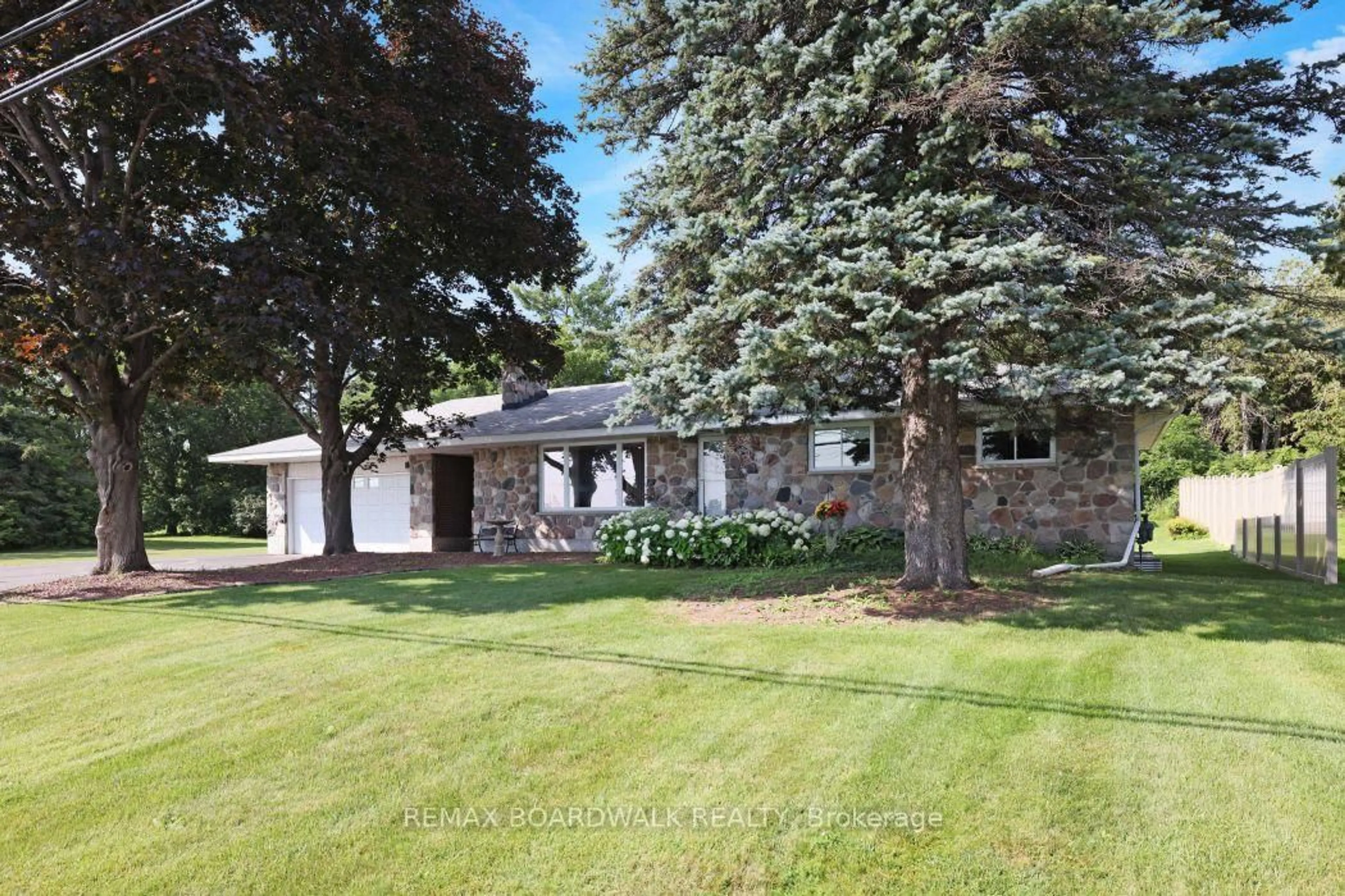 Unknown for 2043 Carp Rd, Carp Ontario K0A 1L0