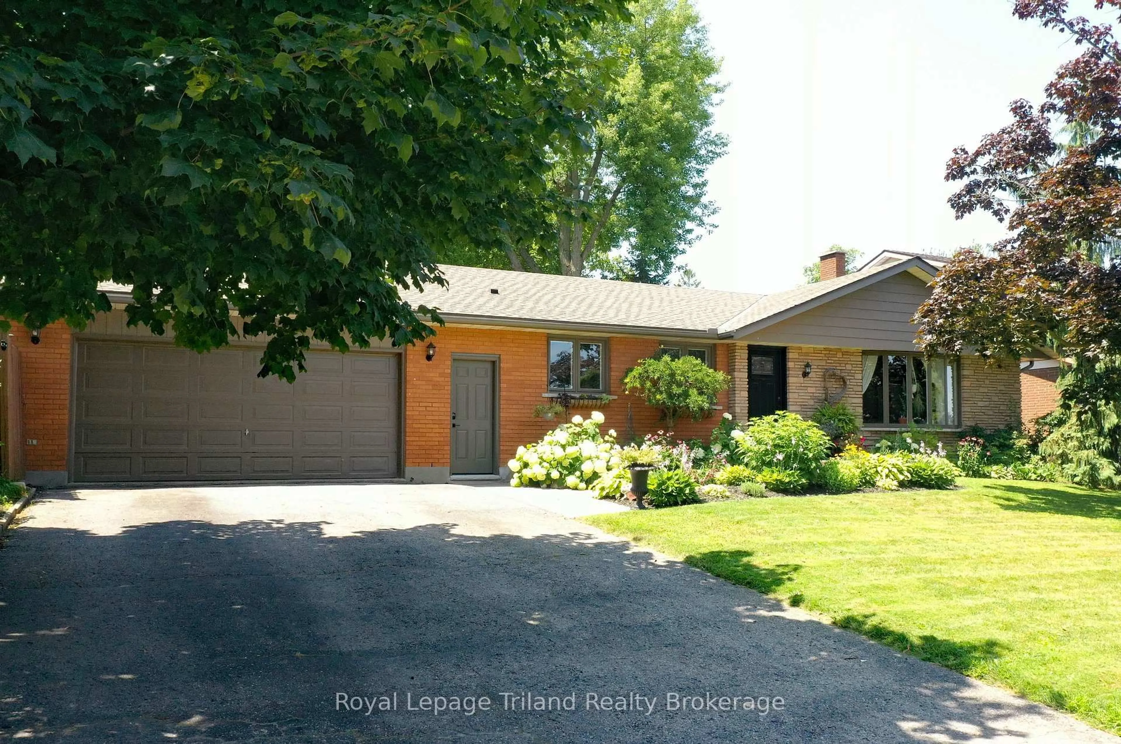 Unknown for 694 Gladstone Dr, Woodstock Ontario N4S 5S8