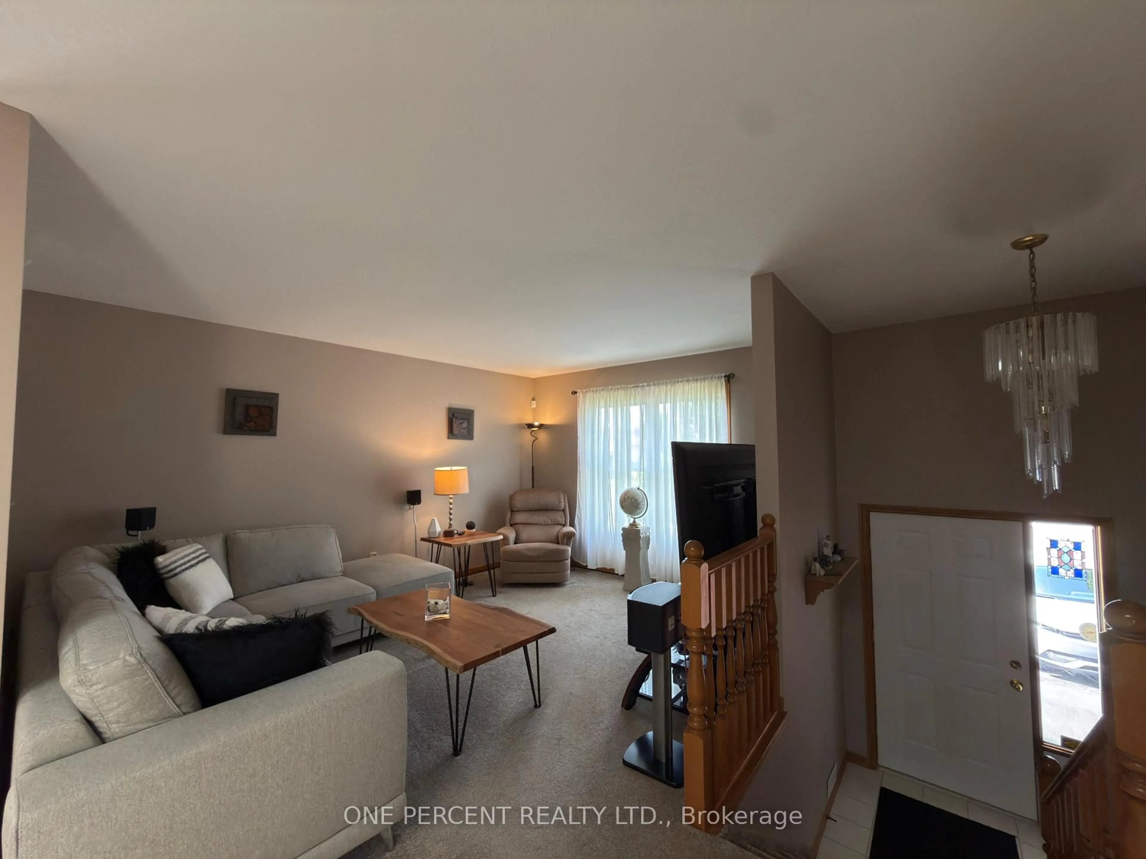 A pic of a room for 7476 Monastery Dr, Niagara Falls Ontario L2H 3A7