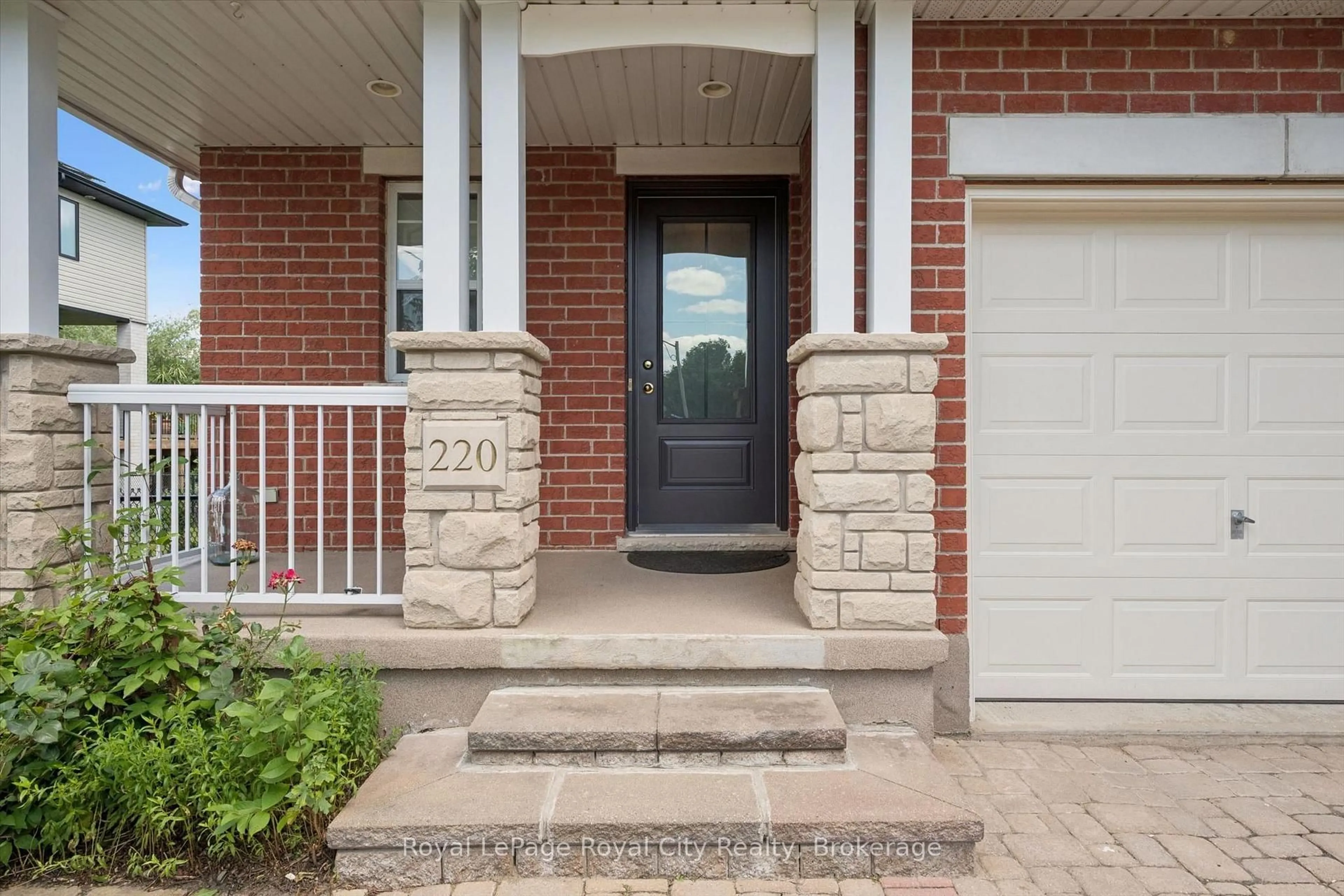 Unknown for 220 Carrington Dr, Guelph Ontario N1G 5K3