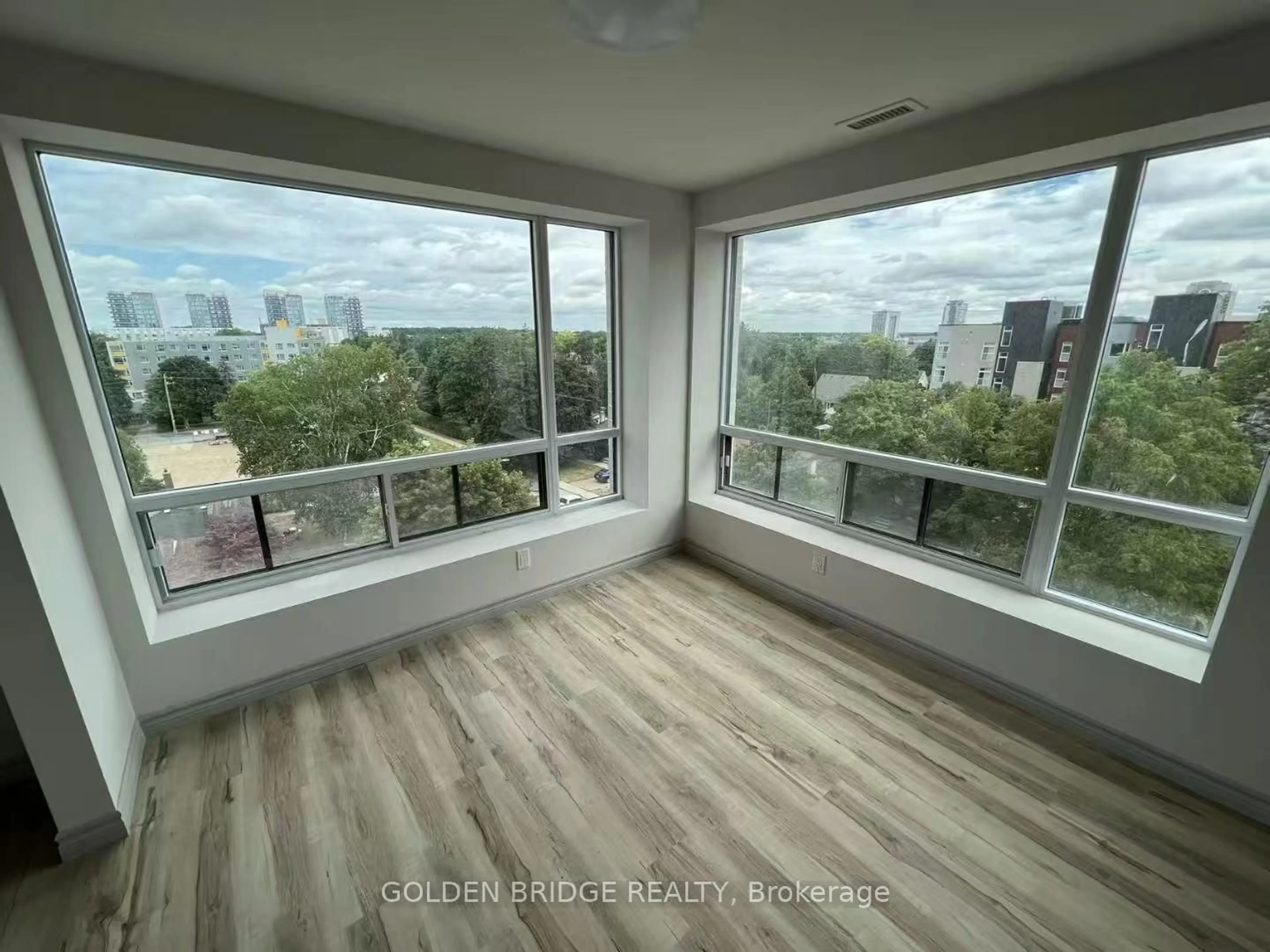 A pic of a room for 269 Sunview St #601, Waterloo Ontario N2L 3V8