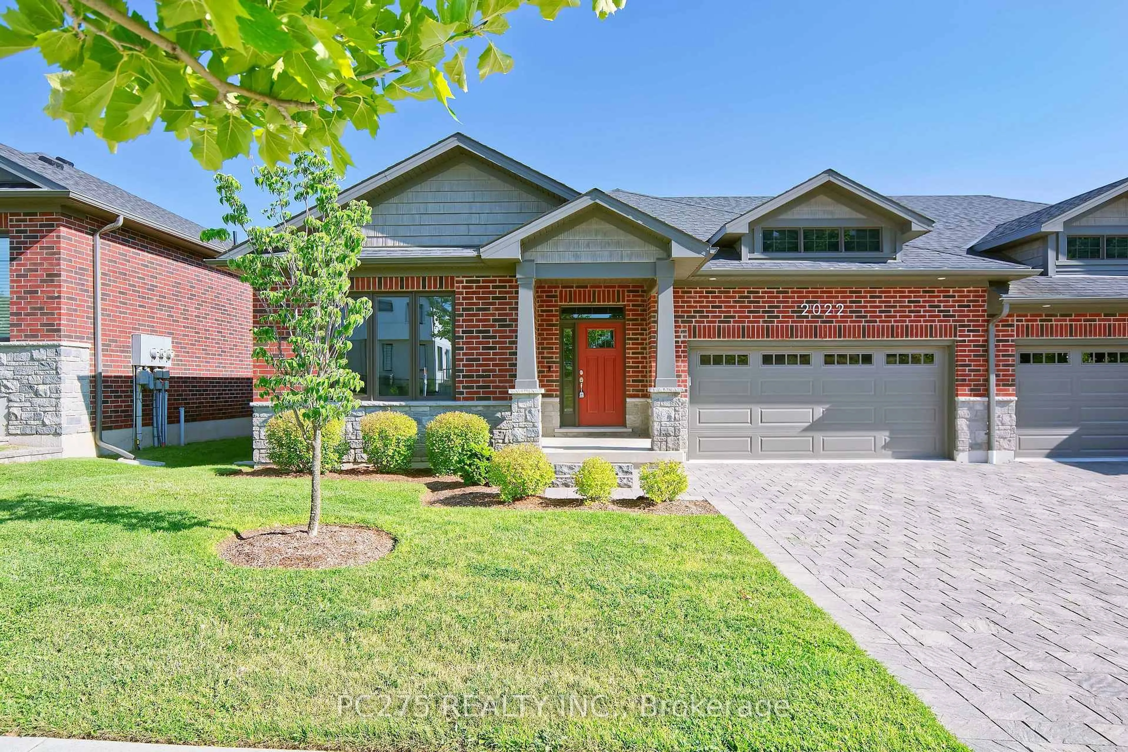 Home with brick exterior material, street for 2022 UPPERPOINT Blvd #10, London South Ontario N6K 4M9