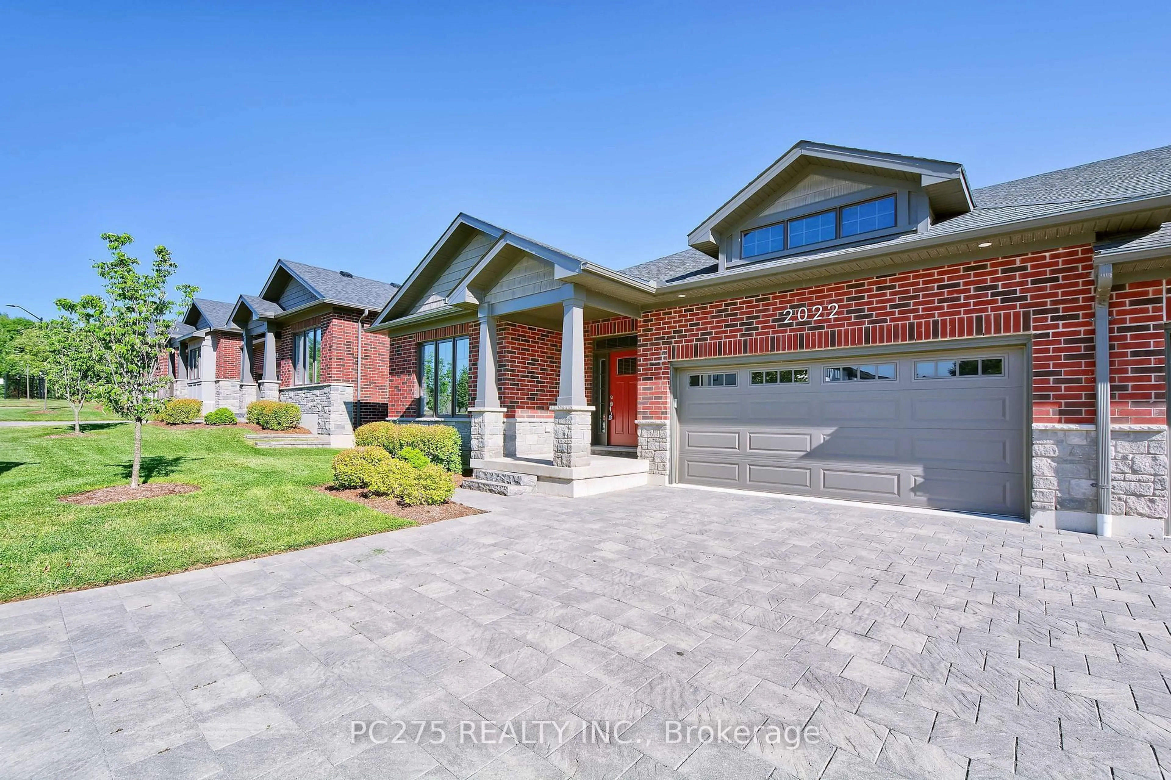 Home with brick exterior material, street for 2022 UPPERPOINT Blvd #10, London South Ontario N6K 4M9