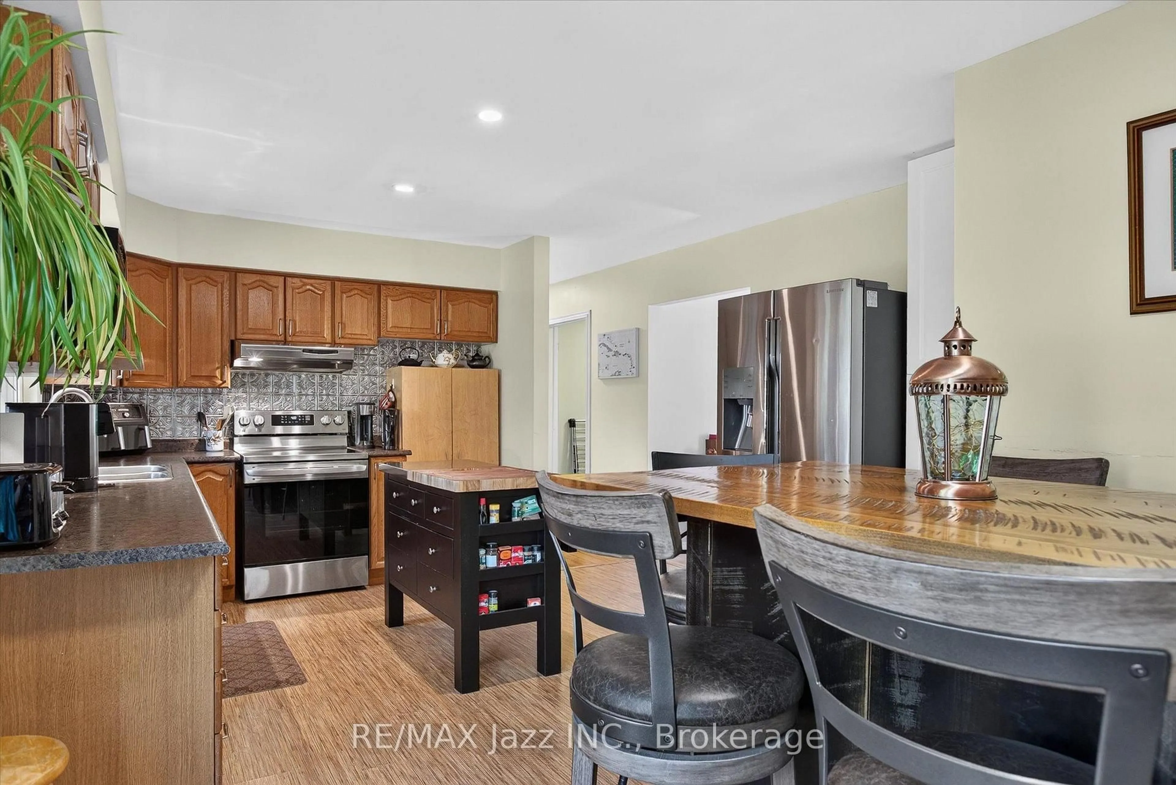 Open concept kitchen, unknown for 1967 Comstock Line, Asphodel-Norwood Ontario K0L 2V0