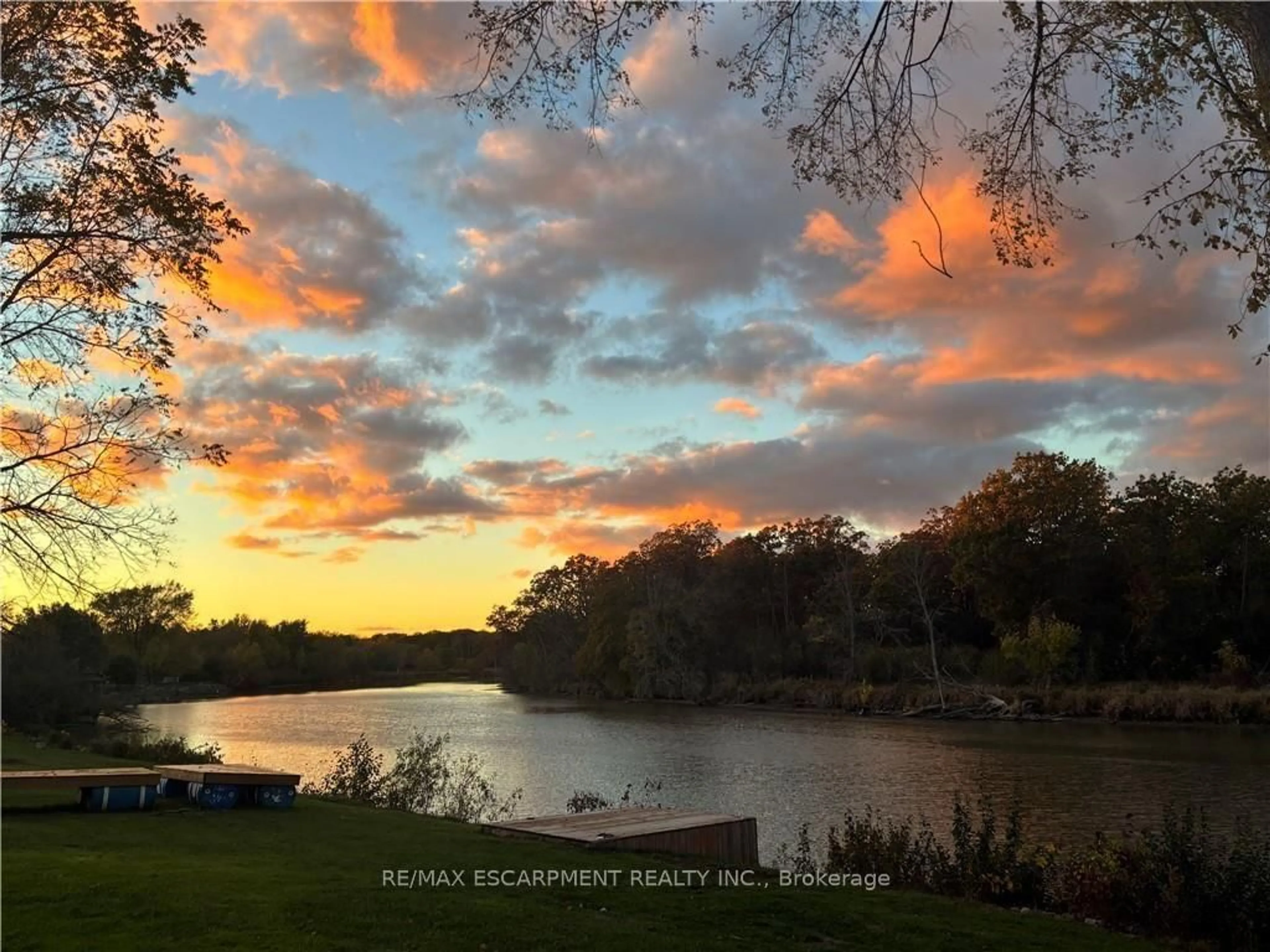 A pic from outside/outdoor area/front of a property/back of a property/a pic from drone, water/lake/river/ocean view for 7327 Rainham Rd, Haldimand Ontario N1A 1Z4