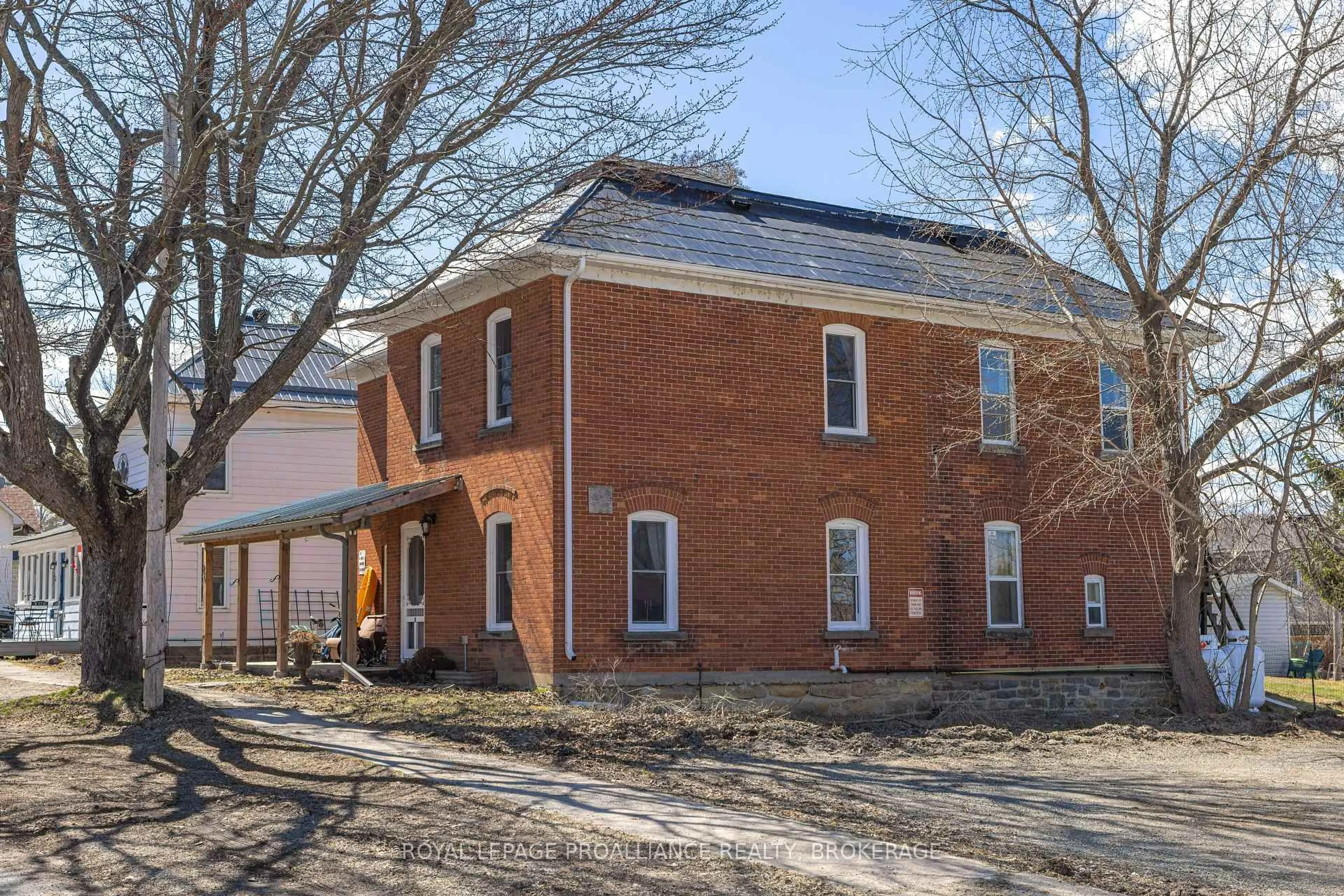 Home with brick exterior material, building for 24 Perth St, Rideau Lakes Ontario K0G 1V0