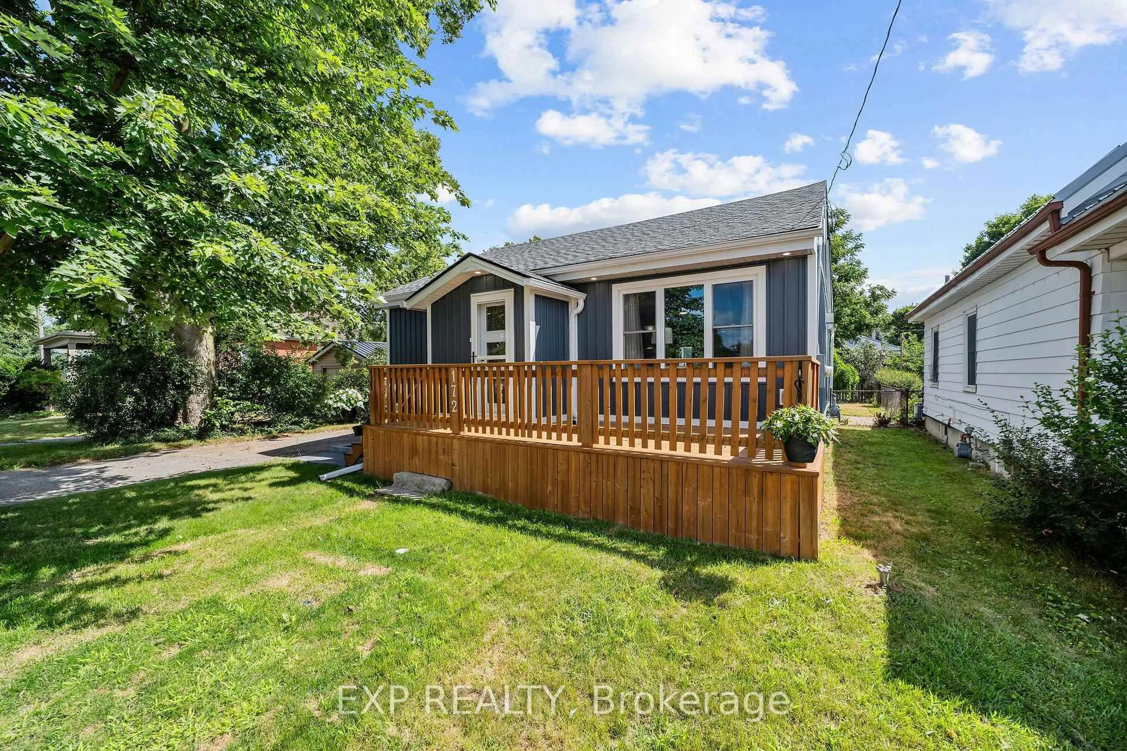 Patio, unknown for 172 East St, London East Ontario N5Z 2R8