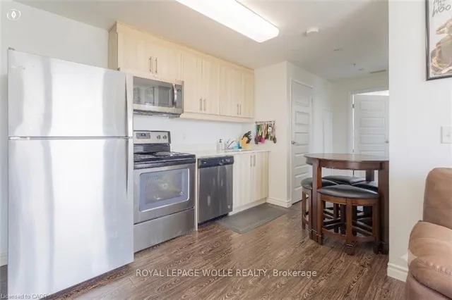 158 King St #2101, Waterloo 4