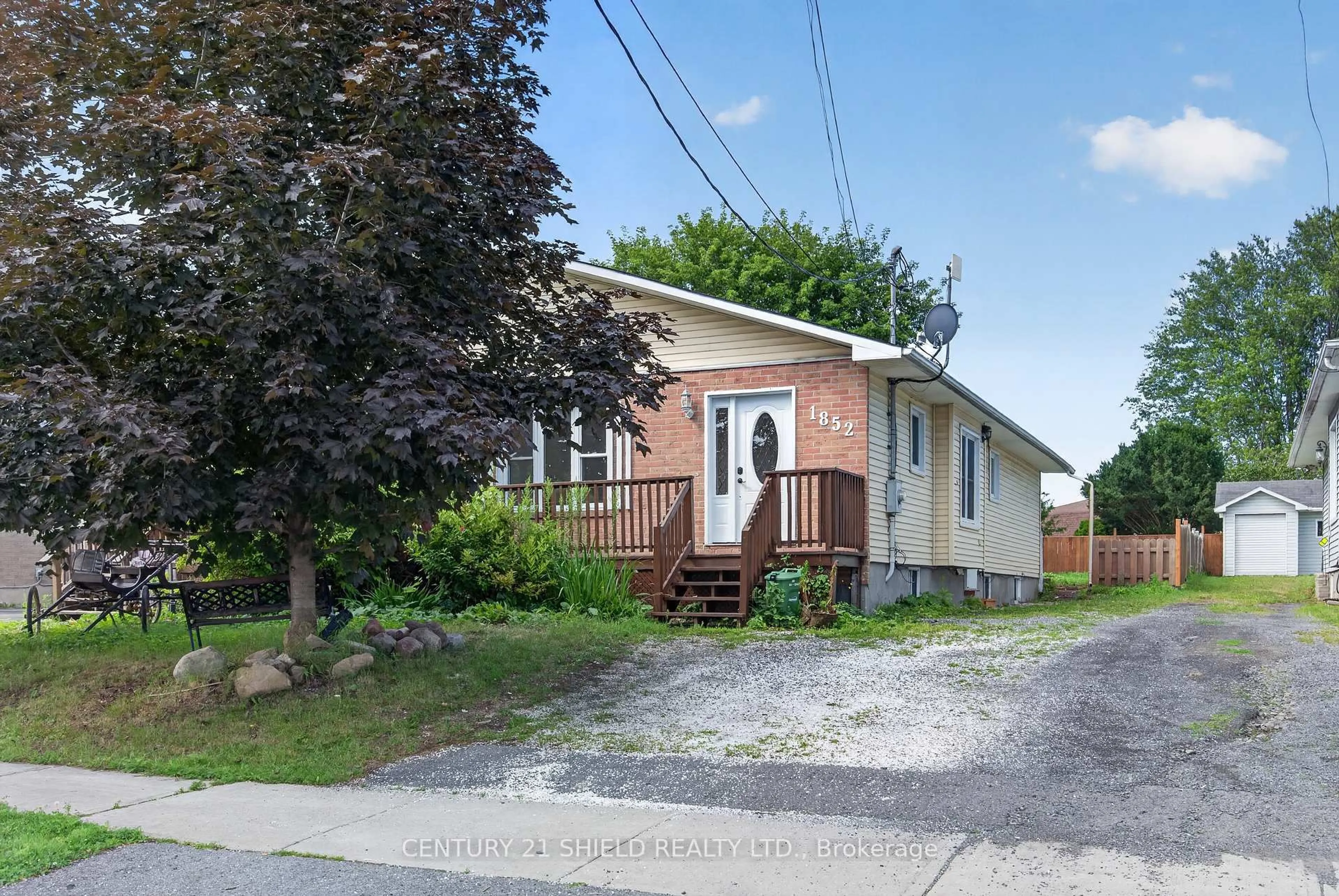 Unknown for 1852 Brookdale Ave, Cornwall Ontario K6J 5R9