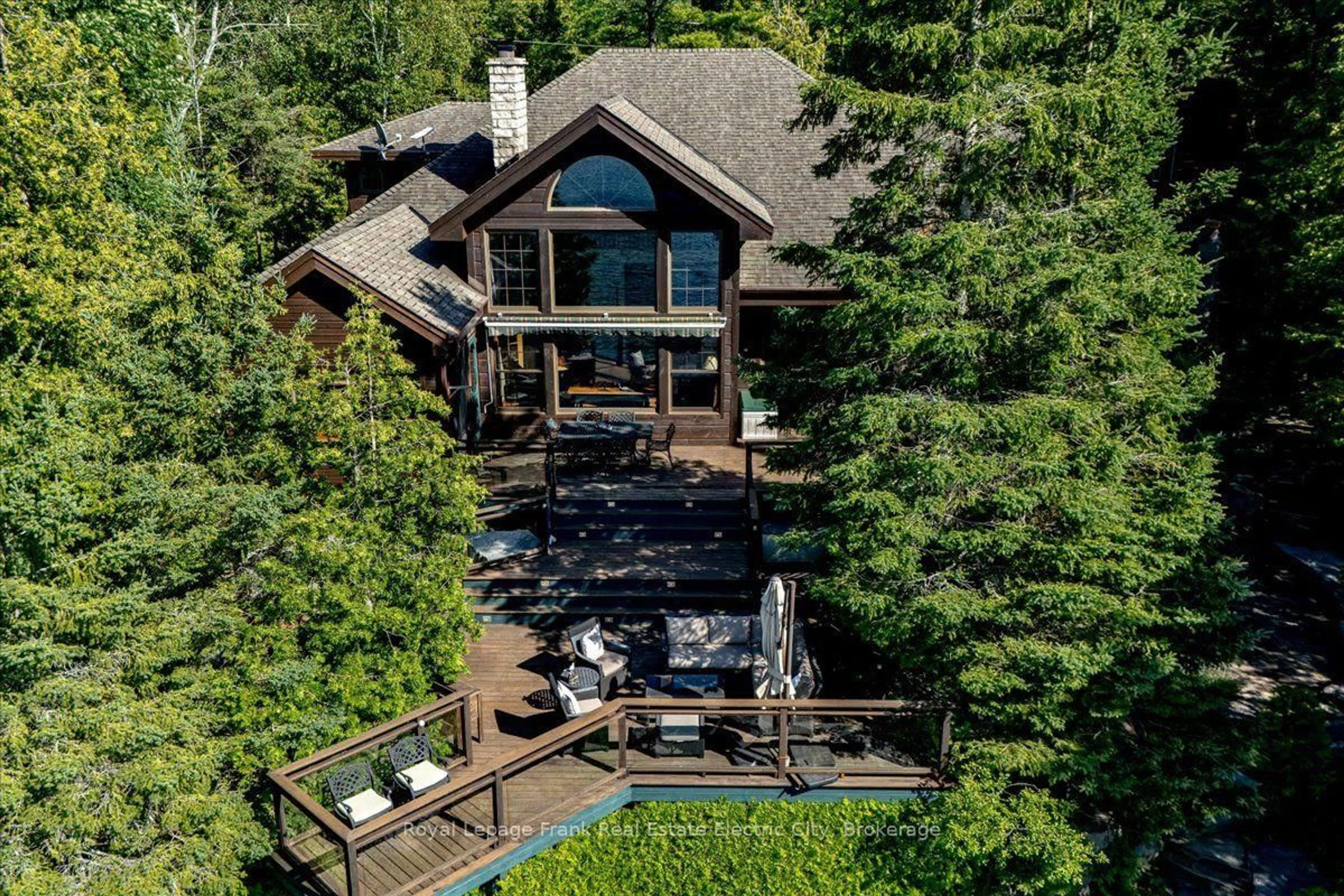 A pic from outside/outdoor area/front of a property/back of a property/a pic from drone, unknown for 538 Rishor Ave, Douro-Dummer Ontario K0L 2H0