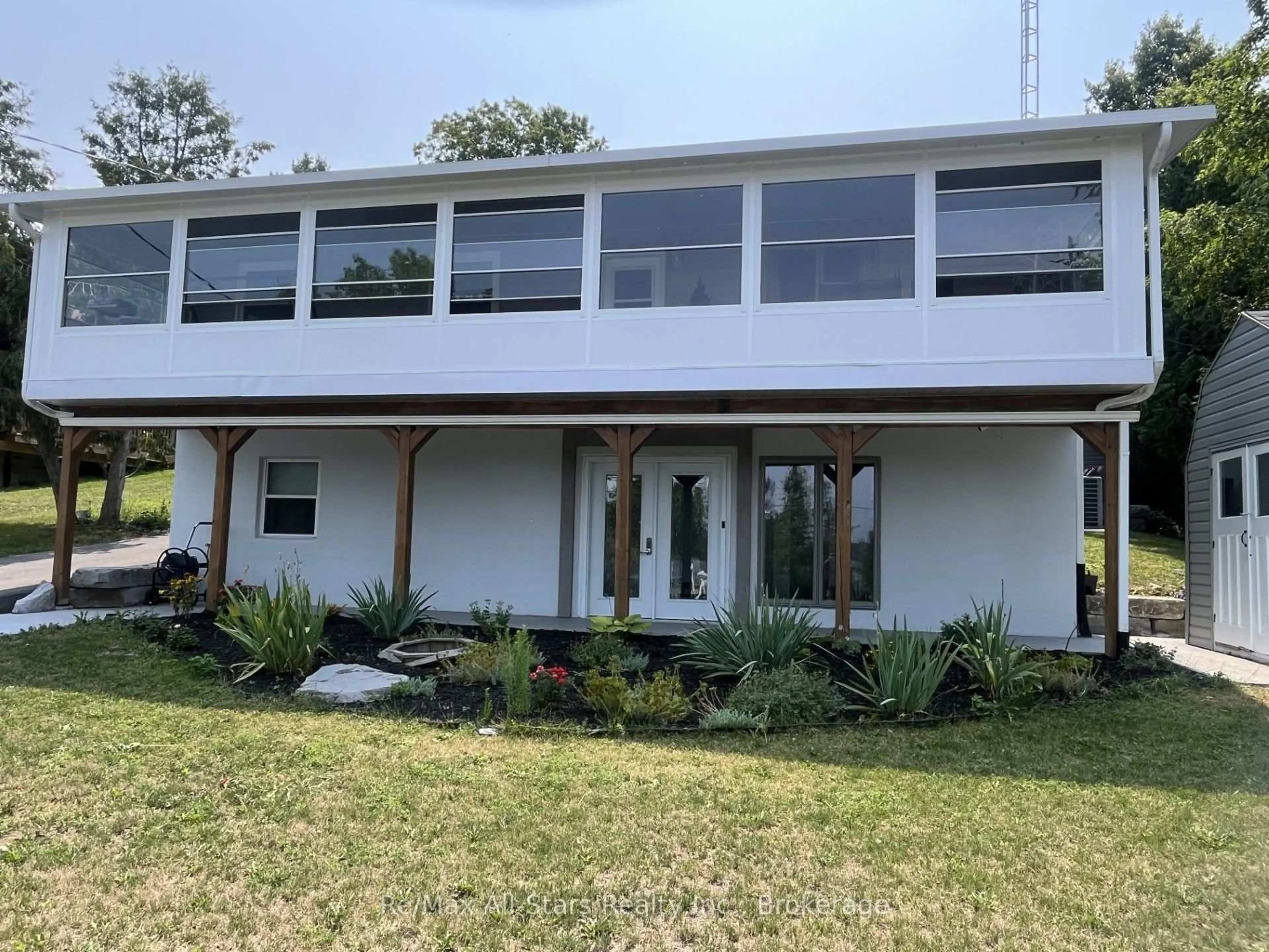 Home with vinyl exterior material, building for 851 Cedar Glen Rd, Kawartha Lakes Ontario K0M 1L0