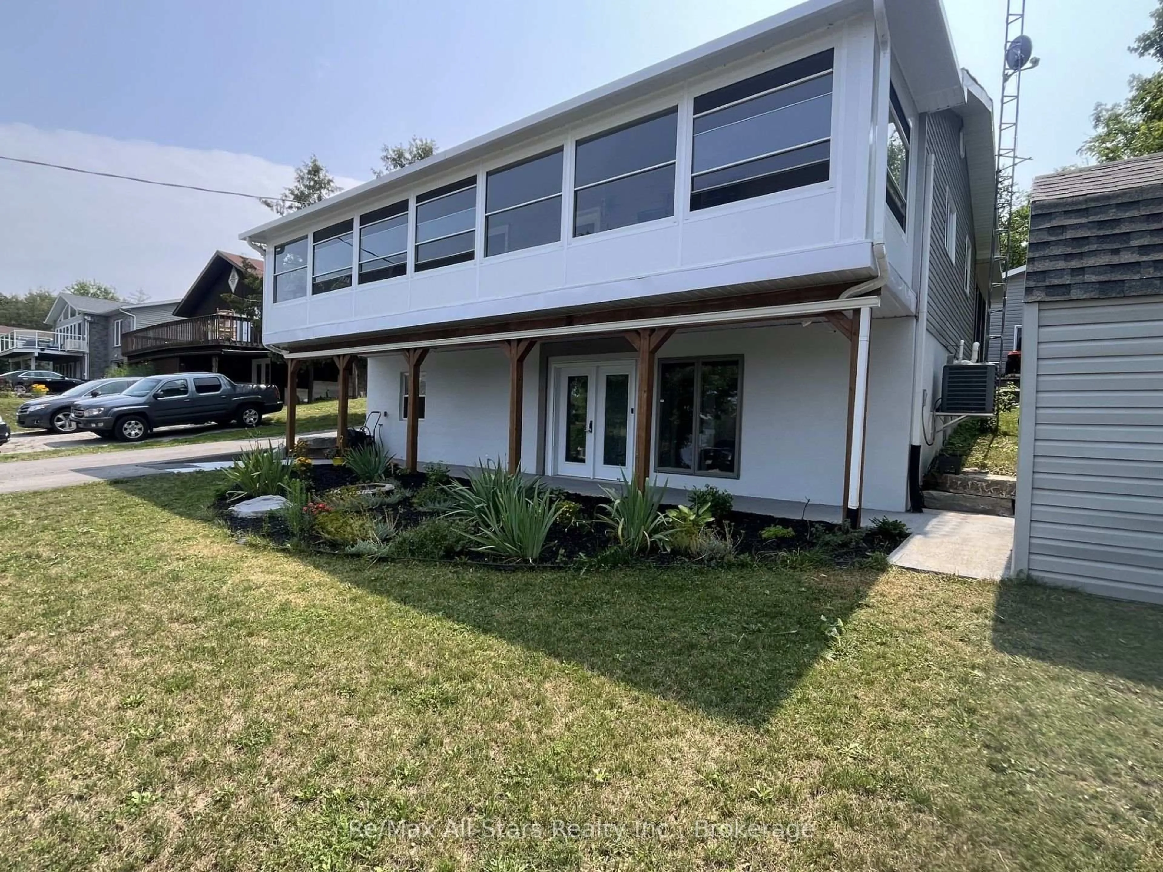 Home with vinyl exterior material, unknown for 851 Cedar Glen Rd, Kawartha Lakes Ontario K0M 1L0
