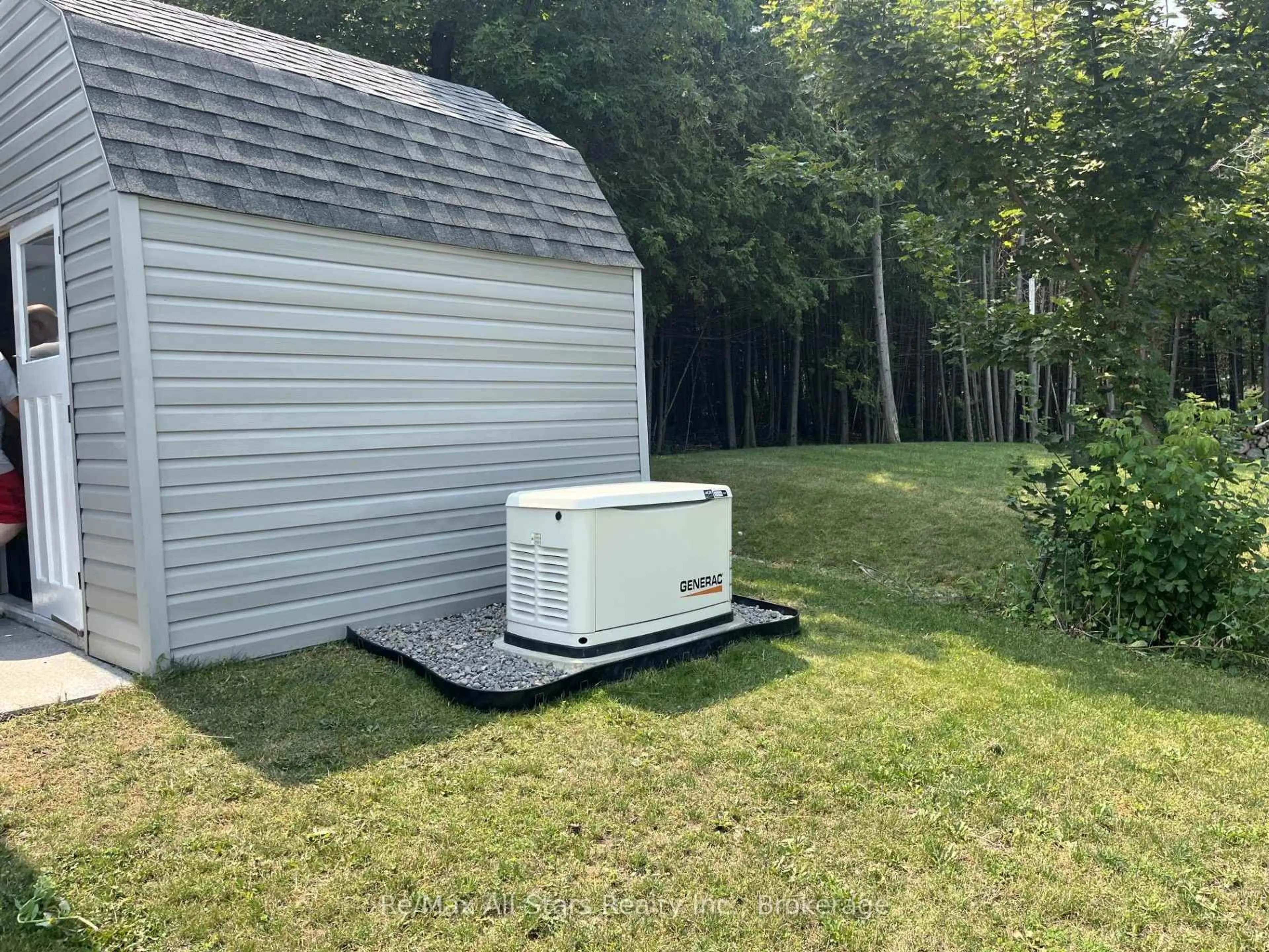 Shed for 851 Cedar Glen Rd, Kawartha Lakes Ontario K0M 1L0