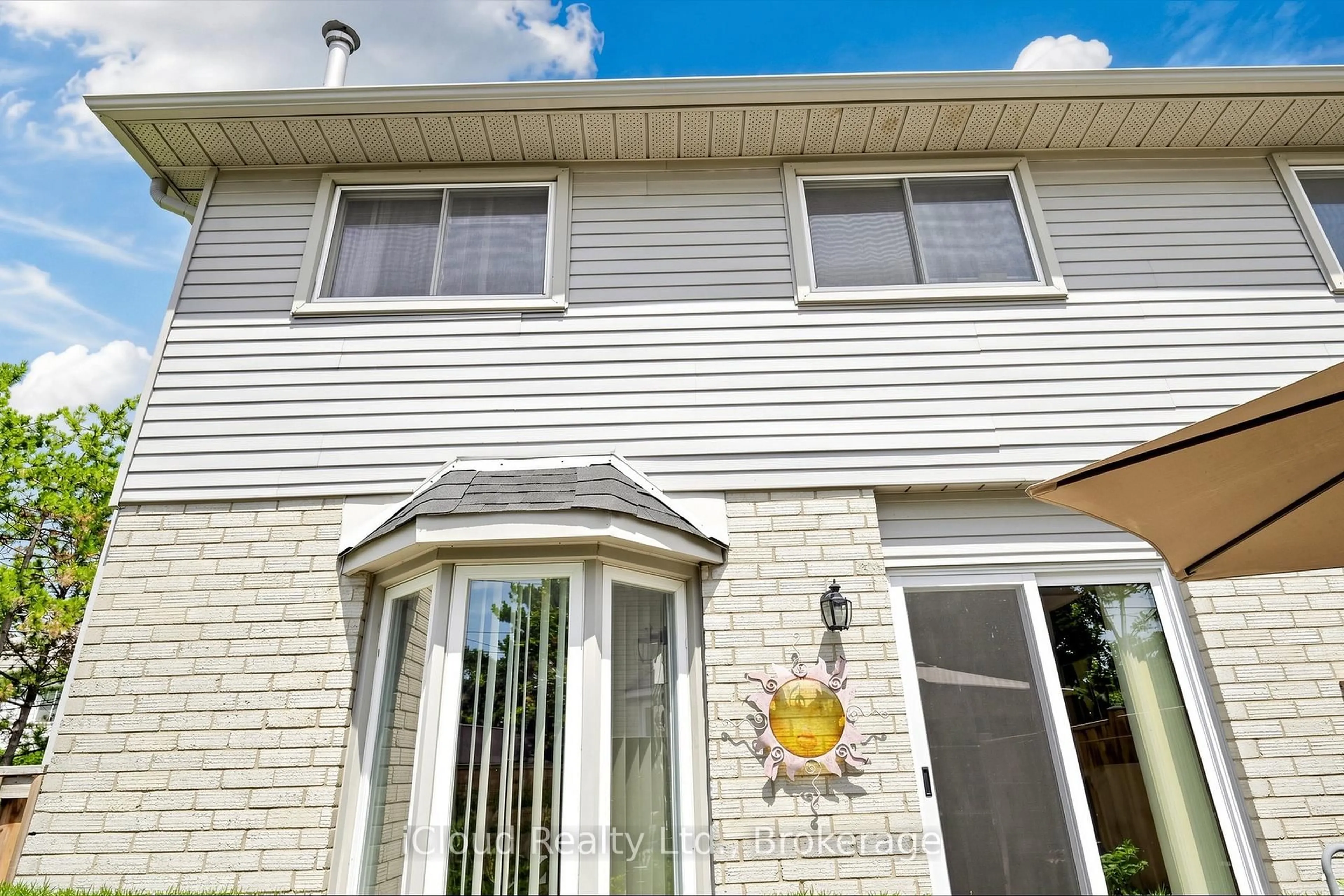 Home with vinyl exterior material, street for 1 Royalwood Crt #16, Hamilton Ontario L8E 4Y1