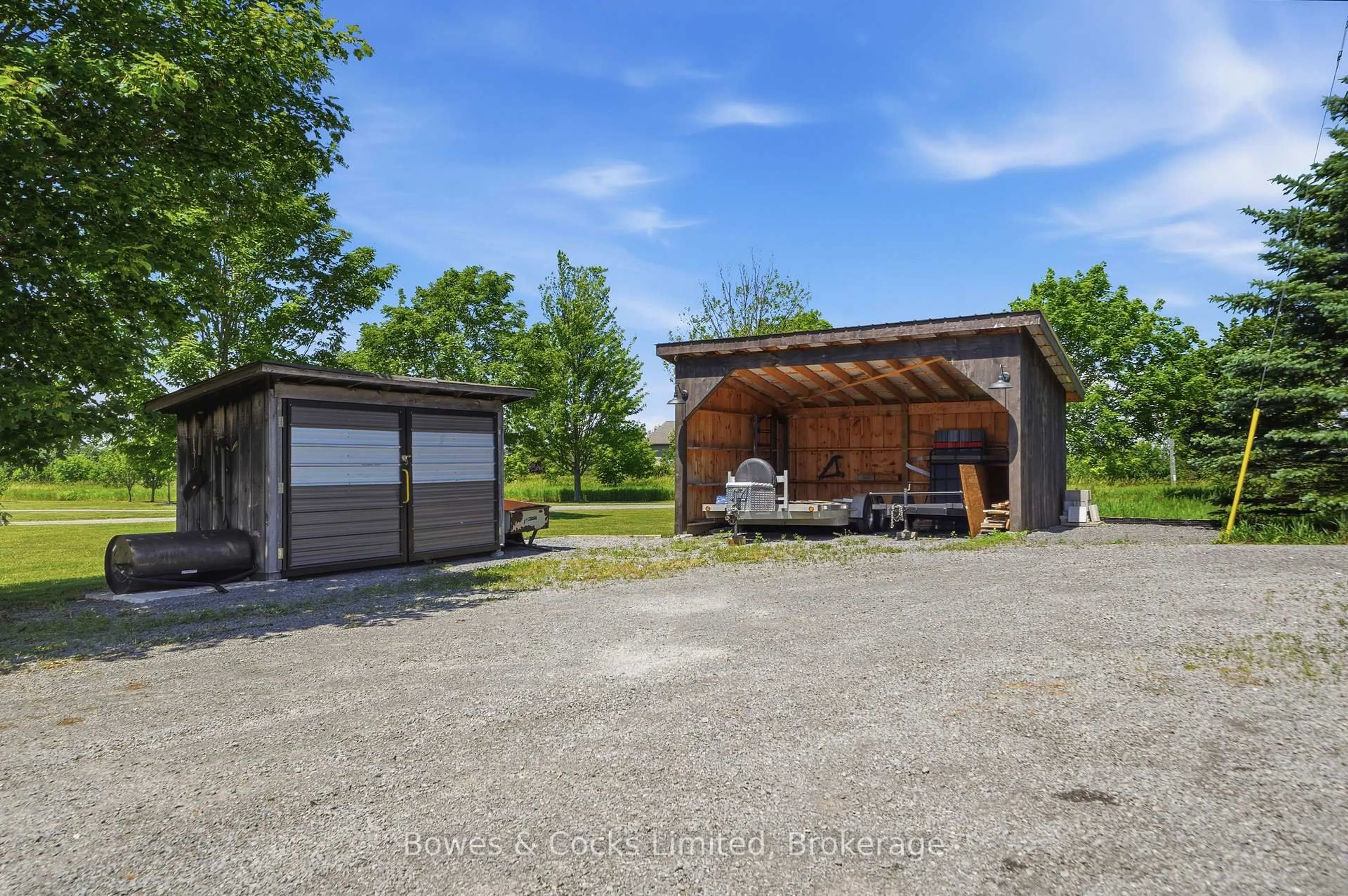 Indoor garage for 301 Snider Rd, Prince Edward County Ontario K0K 1L0