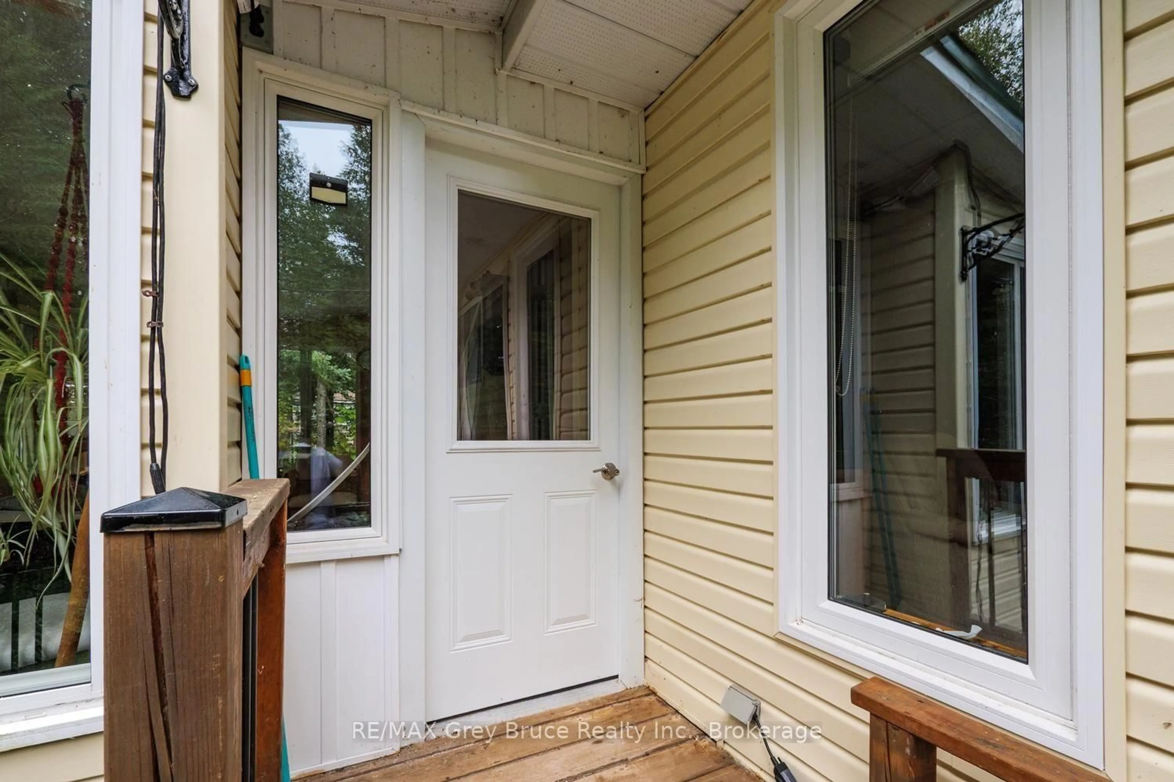 Unknown for 496 Berford Lake Rd, South Bruce Peninsula Ontario N0H 2T0