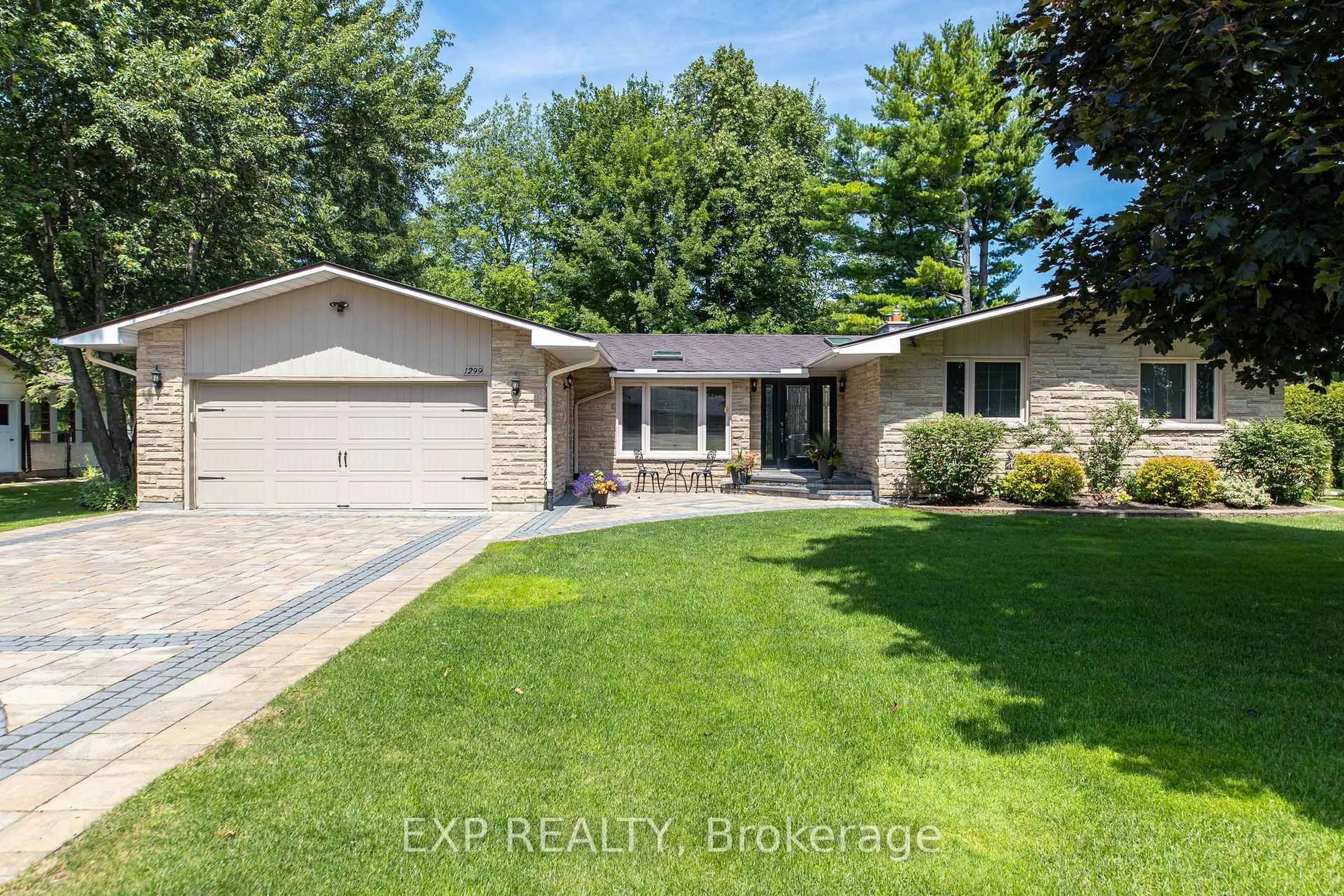 Unknown for 1299 Fairway Dr, Manotick Ontario K4M 1B3
