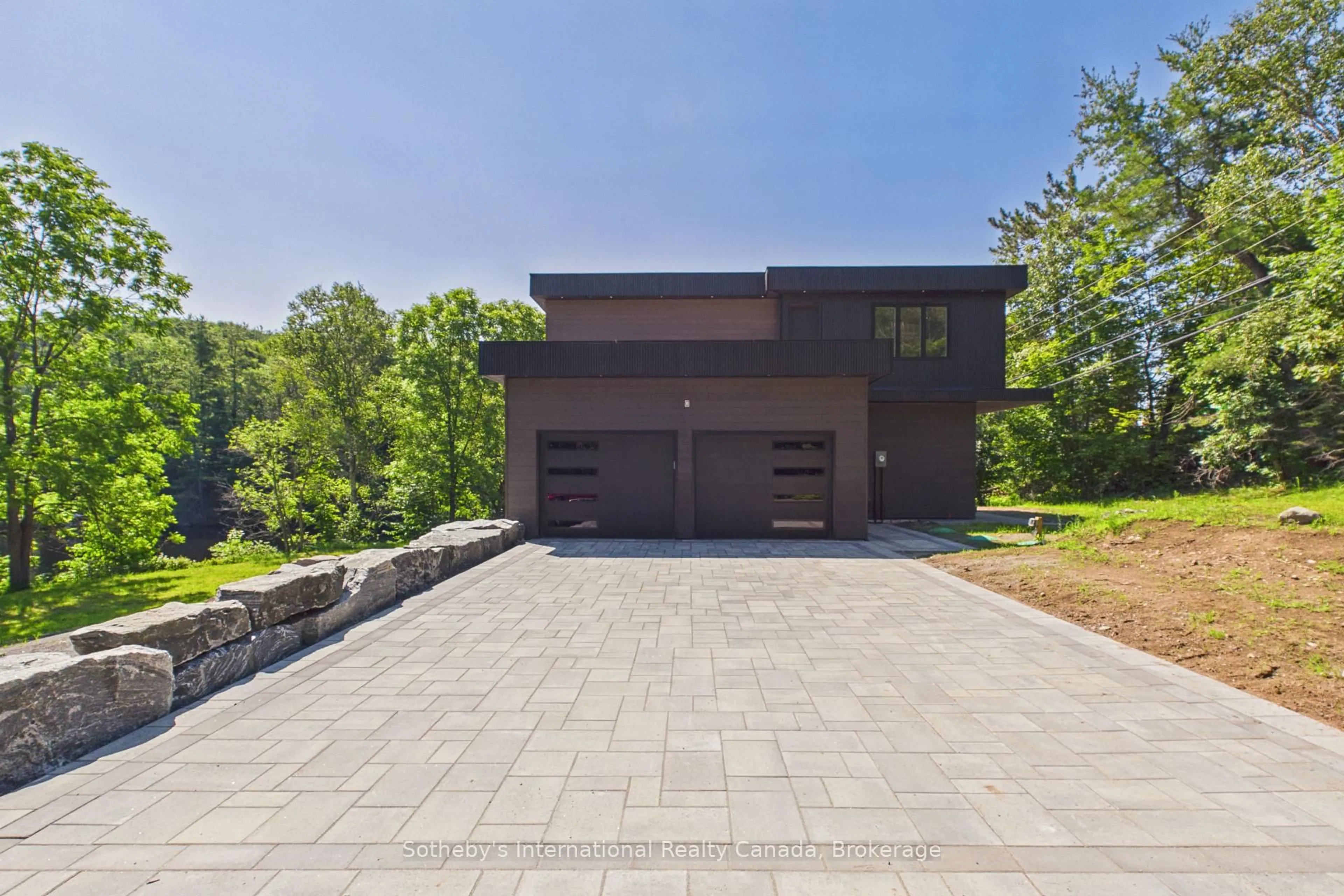 Home with brick exterior material, unknown for 492 Brunel Rd, Huntsville Ontario P1H 1R9
