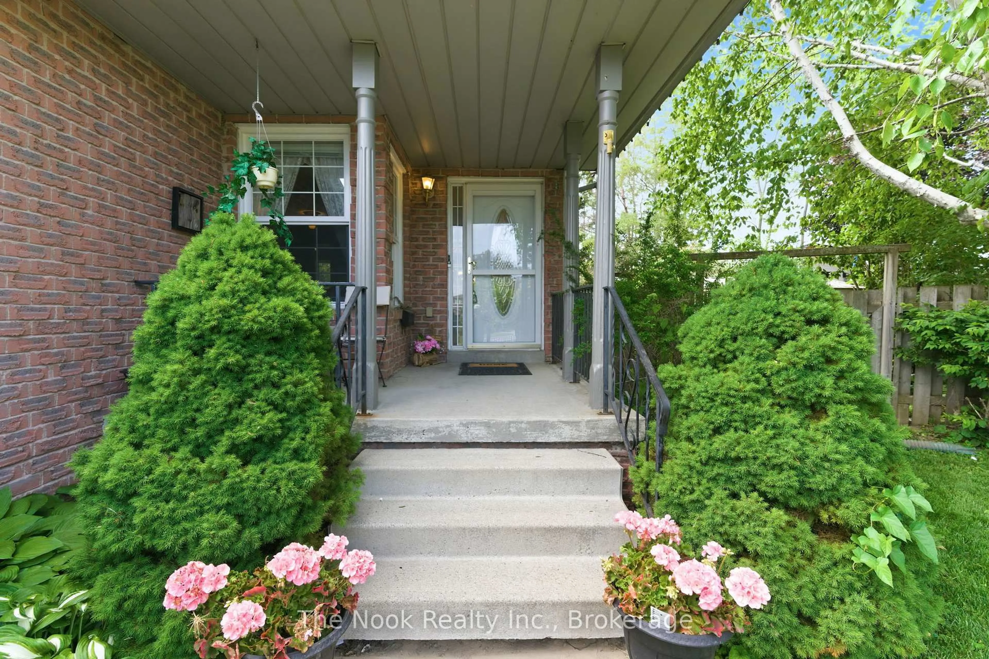 Unknown for 14 Curtis Crt, Port Hope Ontario L1A 4H5