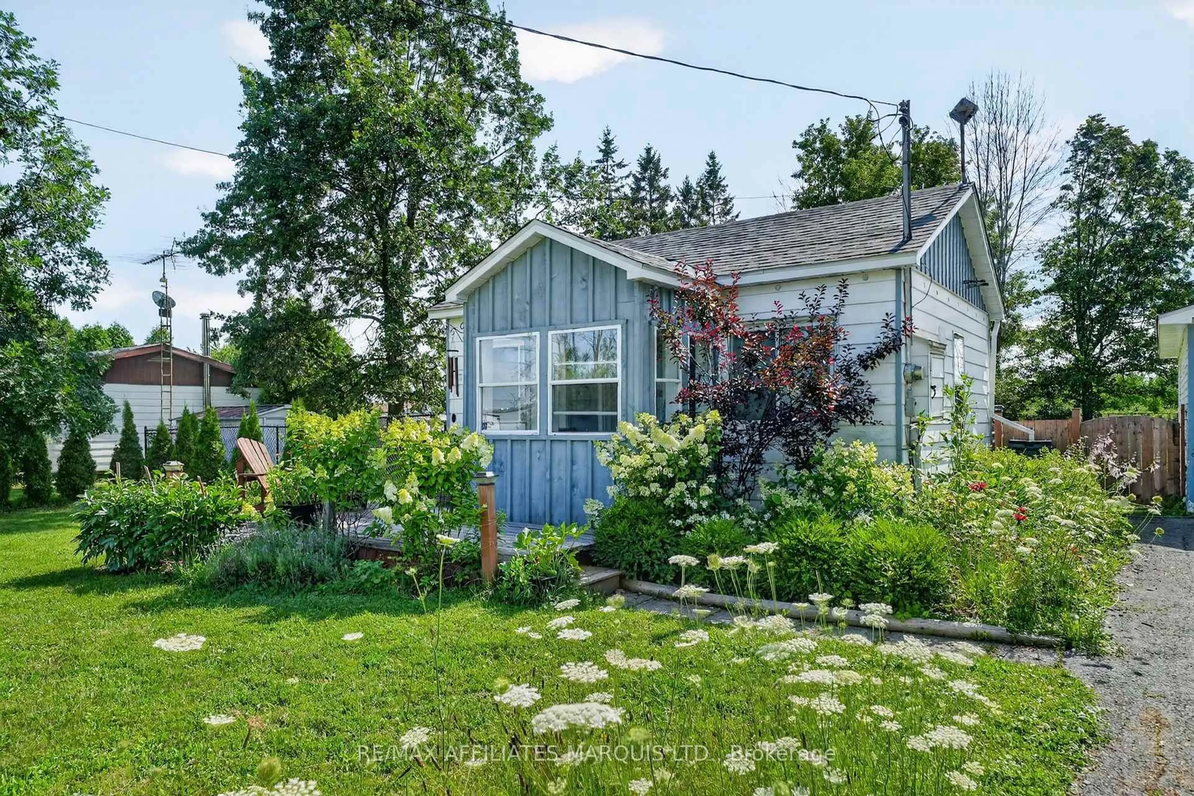 Shed for 5414 Farran's Point Rd Rd, South Stormont Ontario K0C 1M0