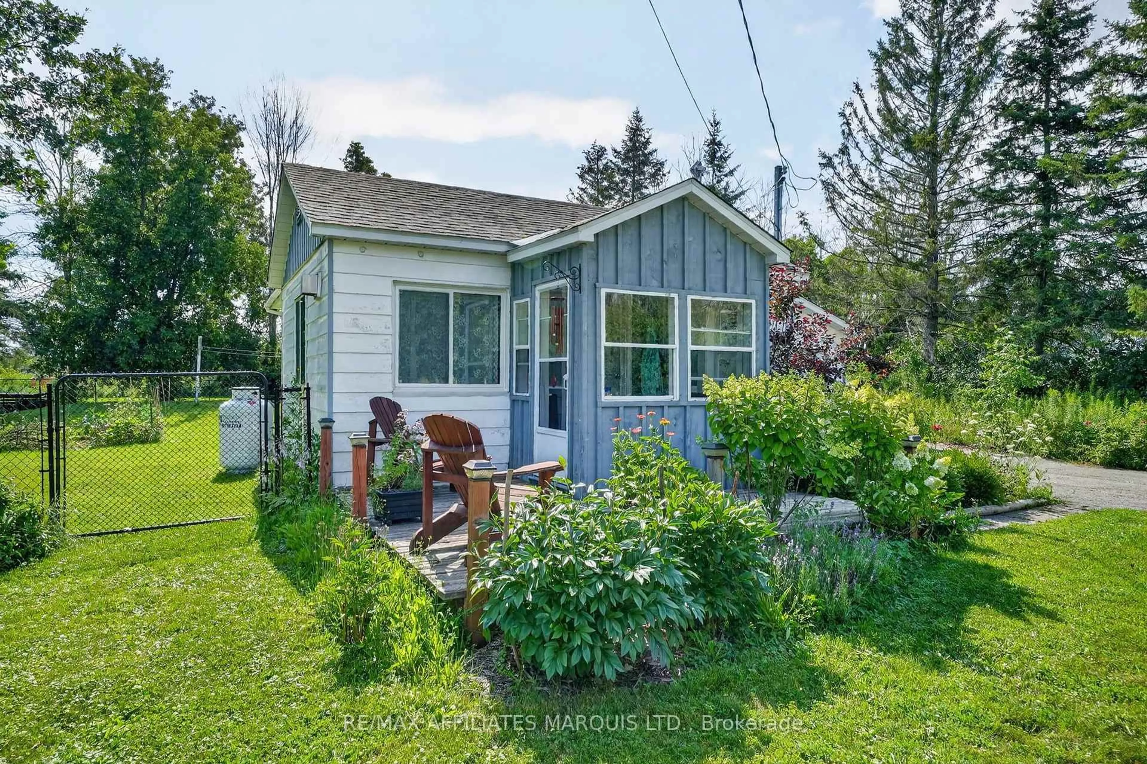 Shed for 5414 Farran's Point Rd Rd, South Stormont Ontario K0C 1M0