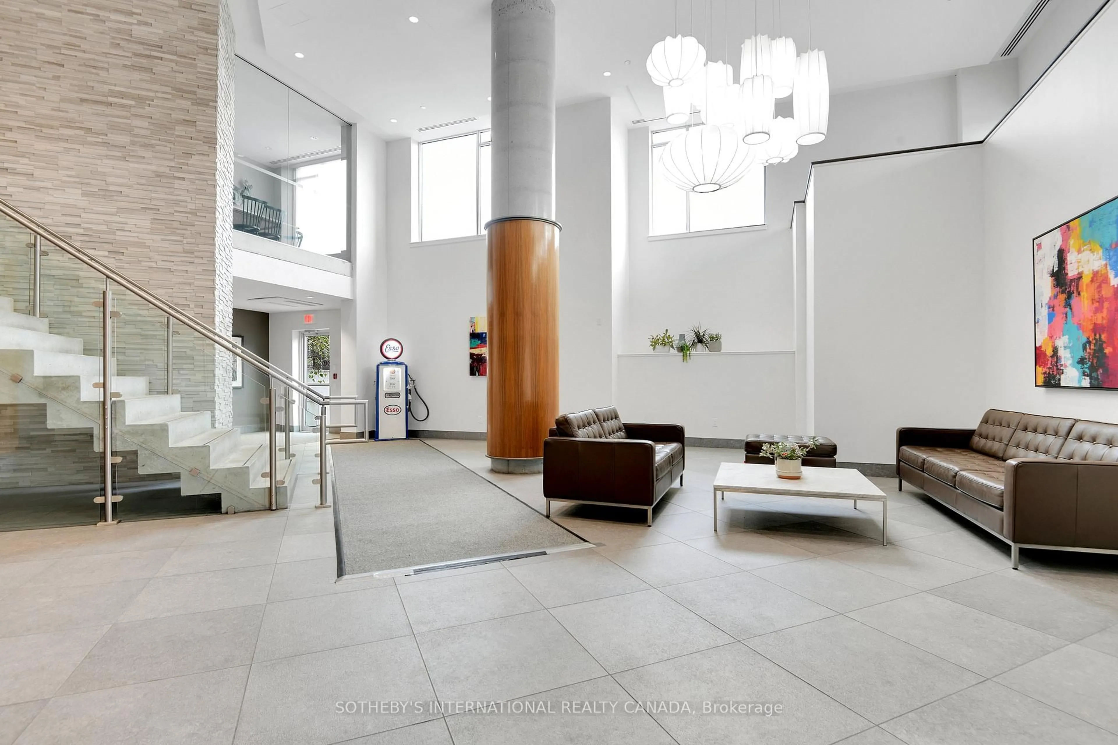 Lobby for 7 Marquette Ave #314, Ottawa Ontario K1L 8A7