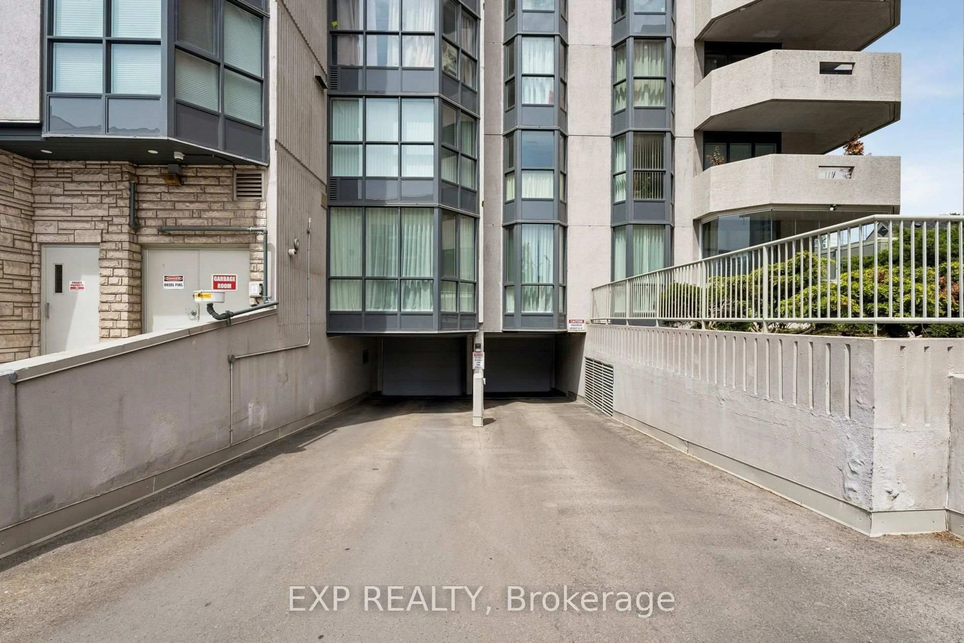 Unknown for 67 Caroline St #1304, Hamilton Ontario L8P 3K6