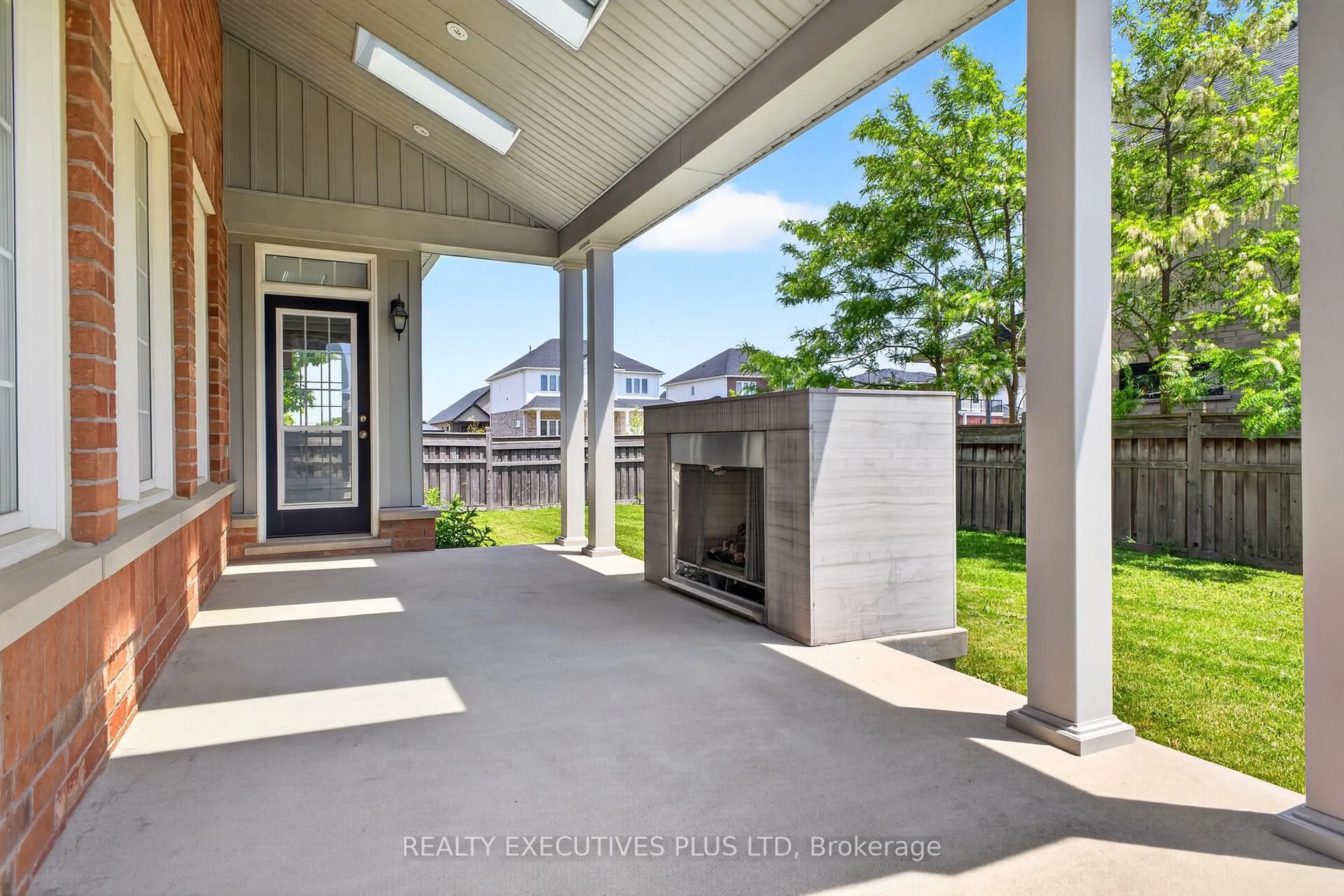 Patio, unknown for 1 Sunset Way, Thorold Ontario L2V 0B6