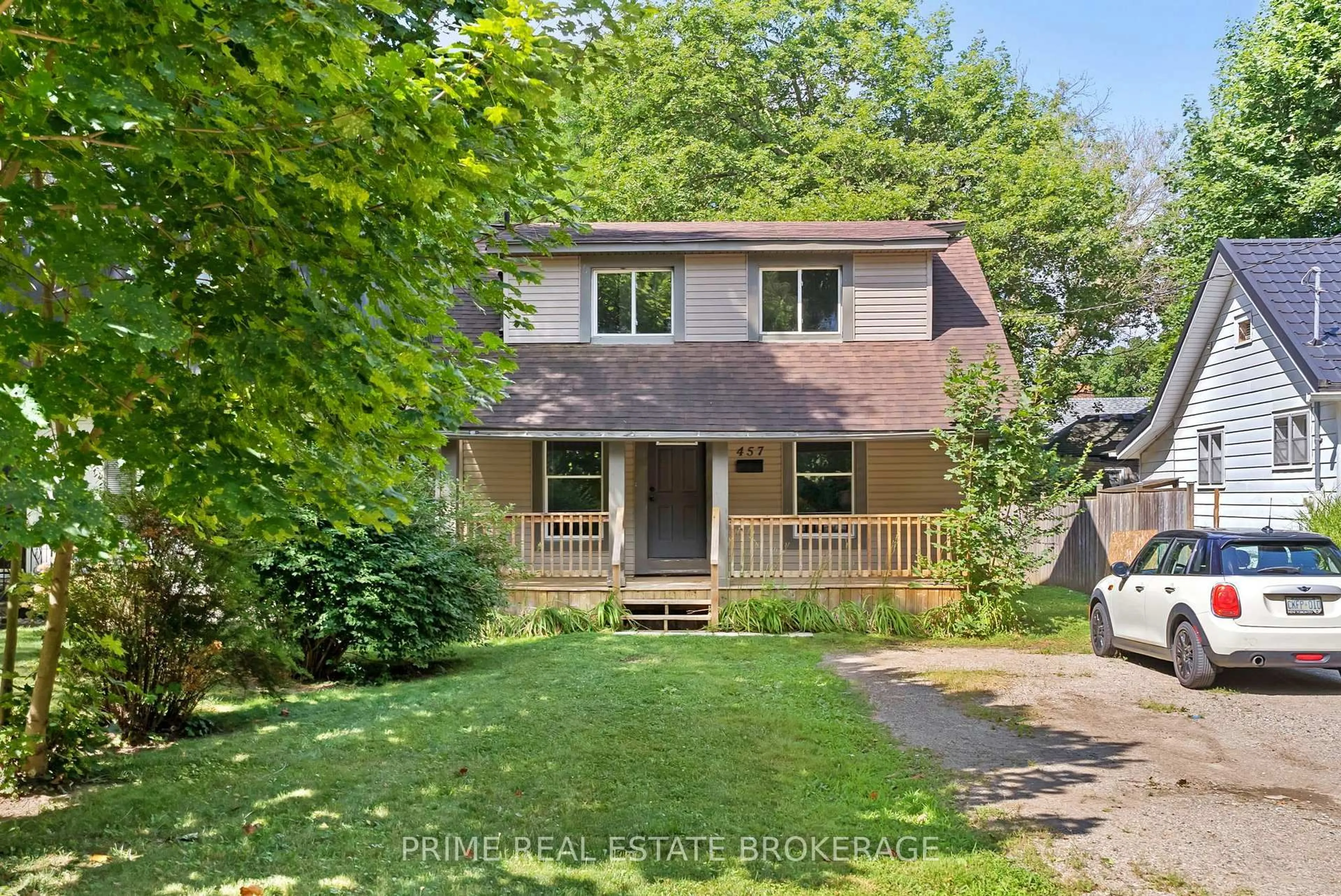 Unknown for 457 St George St, London East Ontario N6A 3B6
